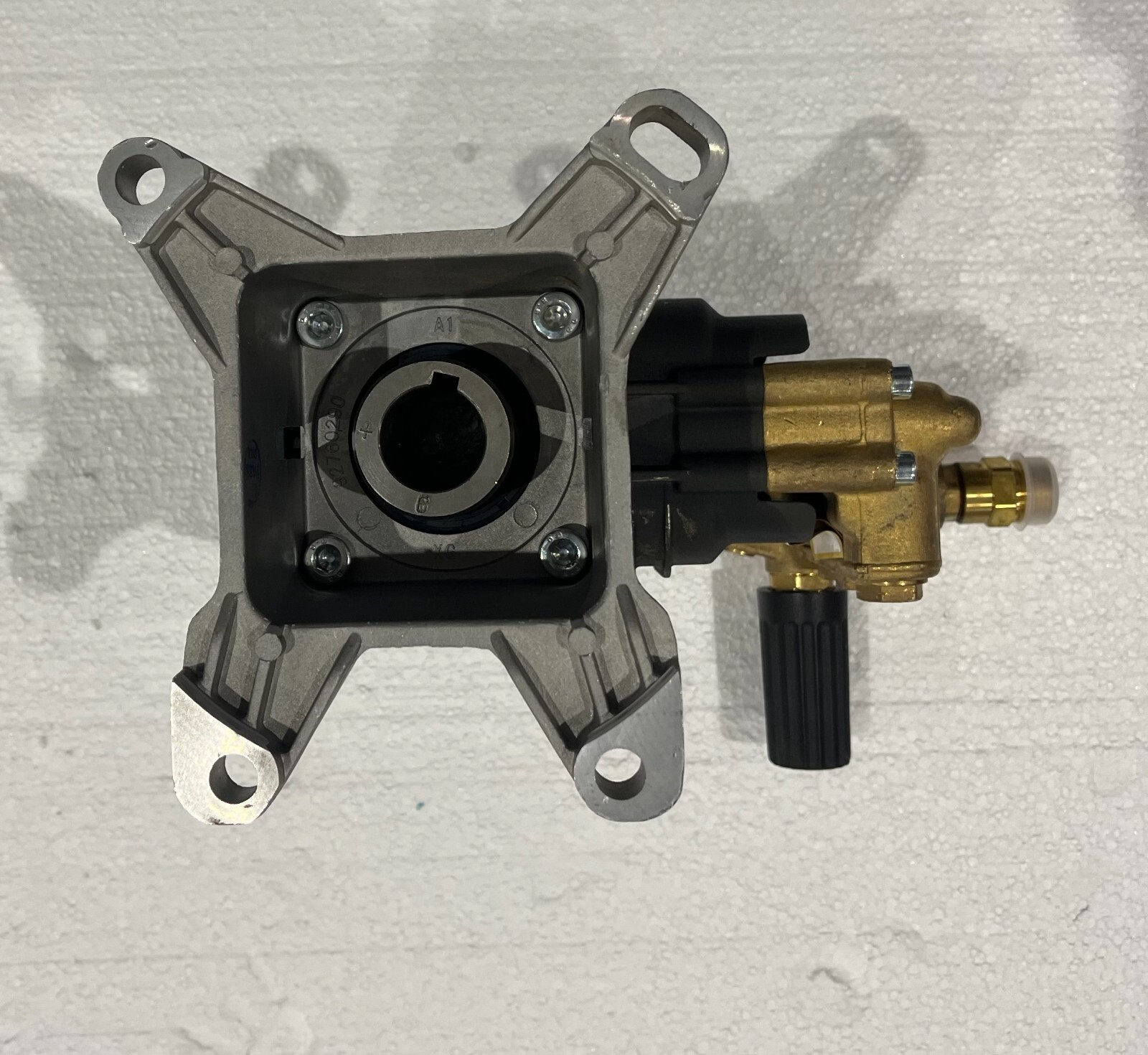 Annovi Reverberi Pressure Washer Horiz Triplex Pump 4000psi 3.3 GPM RSV3.3G40