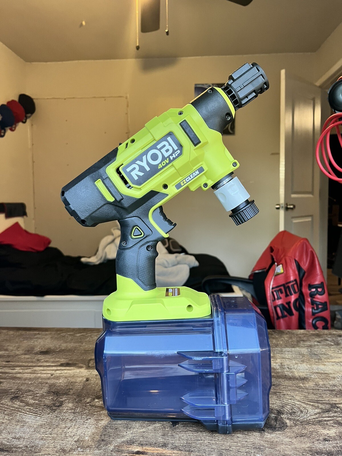 RYOBI ONE+HP 18V 600psi Portable Battery POWERED Pressure Washer(RY121852KVNM)
