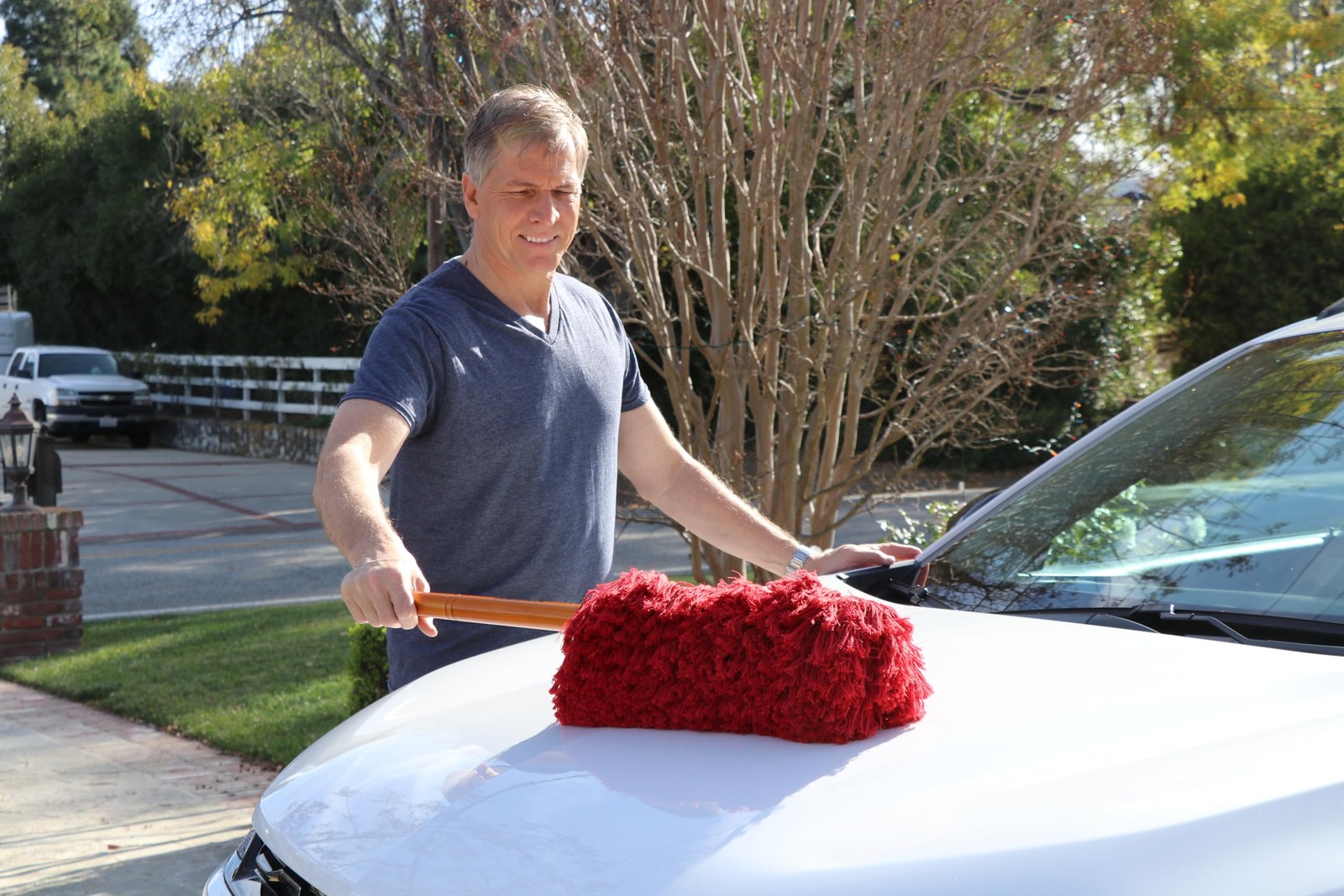 California Car Duster Super Duster, Red X-Large Truck and SUV 30″,