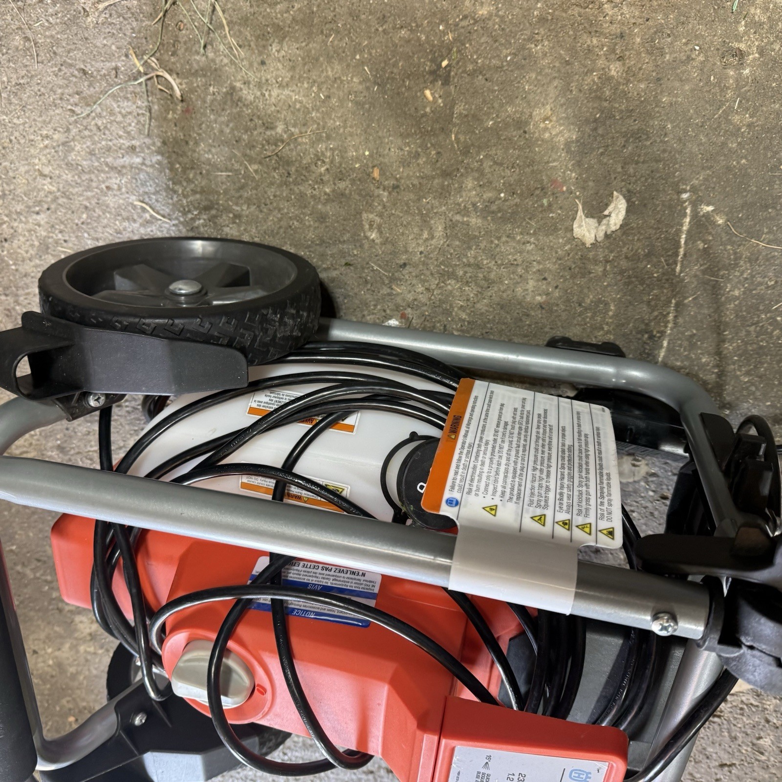 Husqvarna 2000 PSI Electric Pressure Washer – 020802