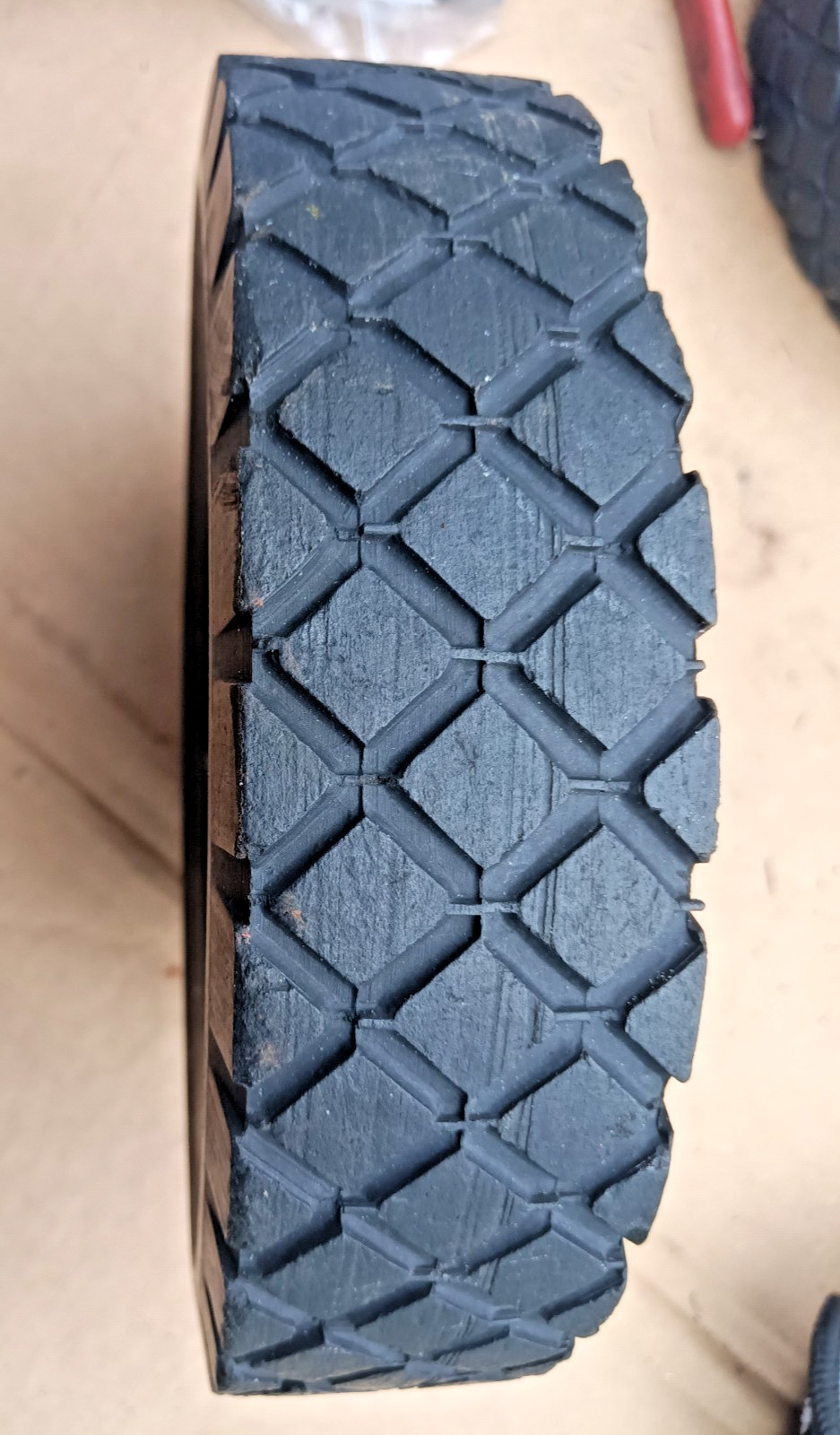 1-CAMPBELL HAUSFELD 1500 PSI PRESSURE WASHER DK620129AV-11/97 -WHEEL