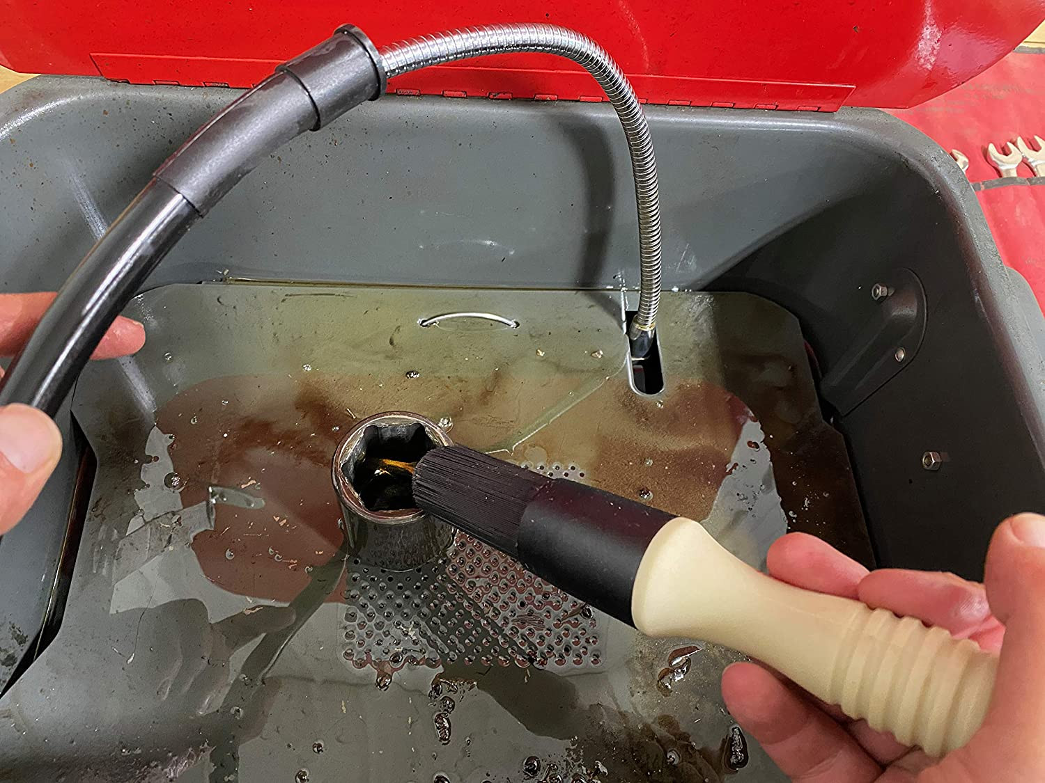 ™ Oriflo with Hose (#OR101H) – Flow-Thru Parts Washer Brush with 28” Hose Connec