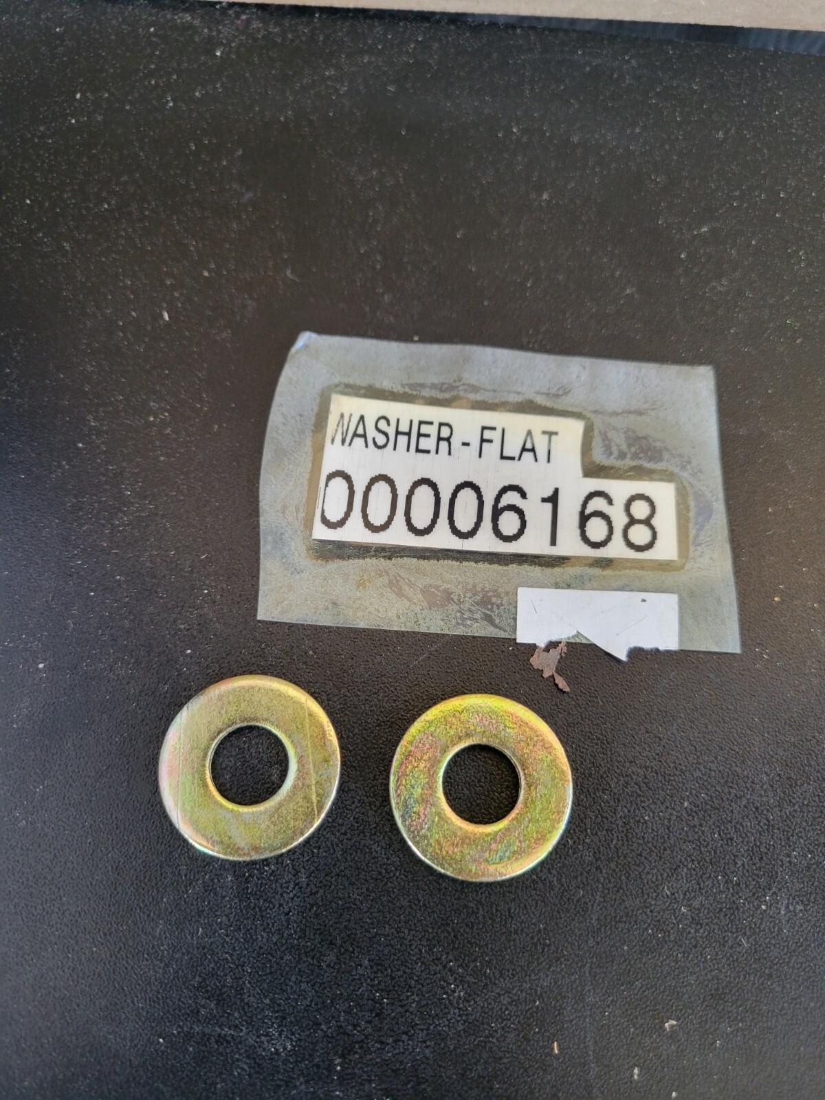MTD, CUBCADET/ Flat Washer # 00006168/ Location Bin 011