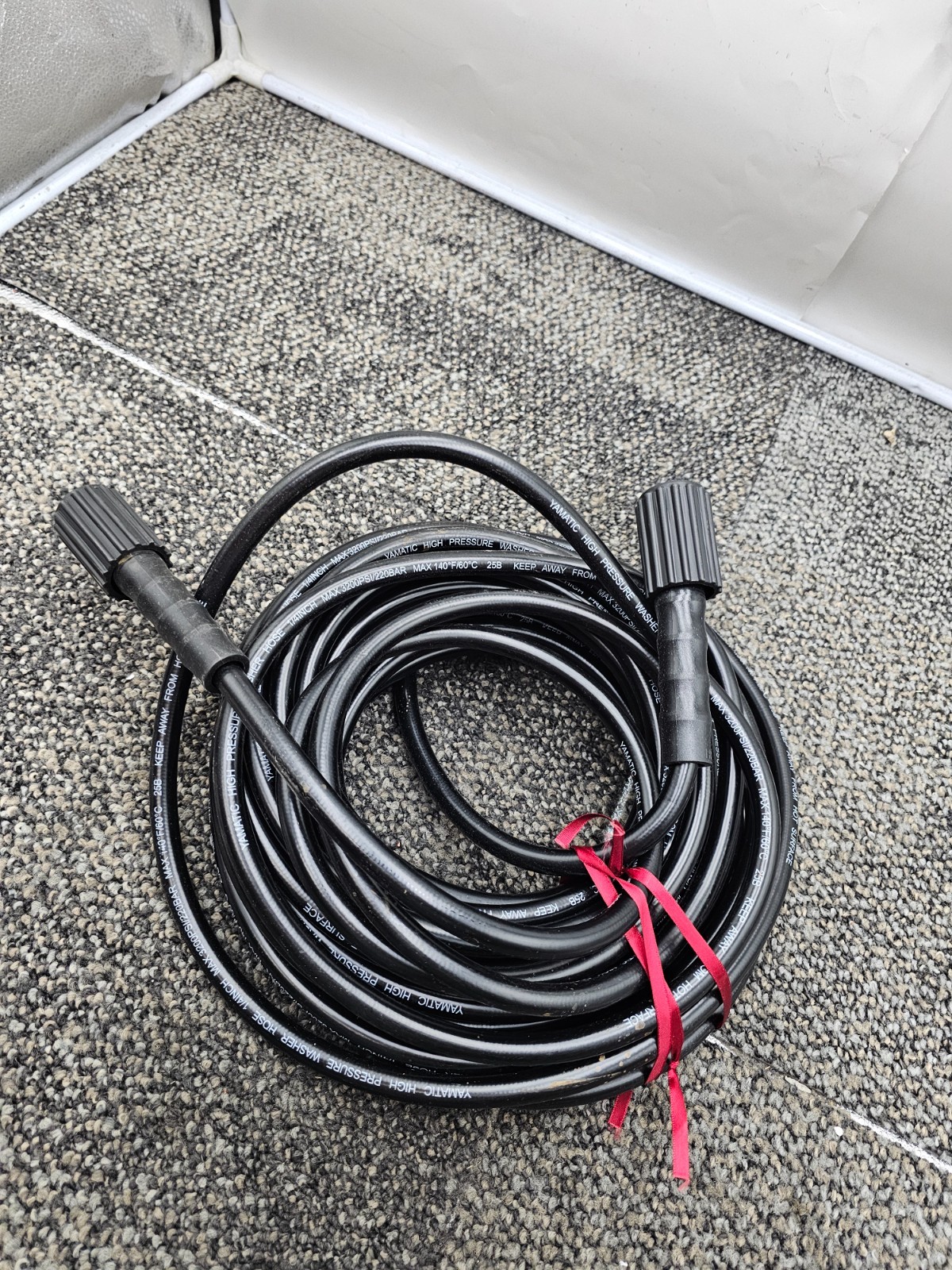 YAMATIC 50FT 3200 PSI Pressure Washer Hose 1/4″ Kink Free Black Fitting