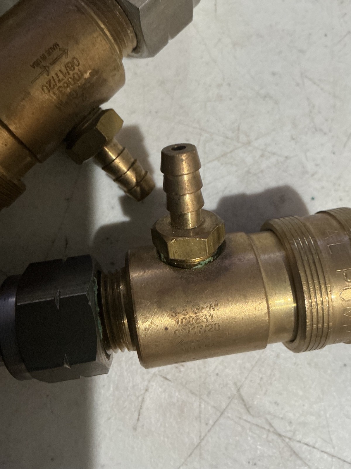 pressure washer 2-Chemical Injector Fixed & 2- water hose screen (4pcs)