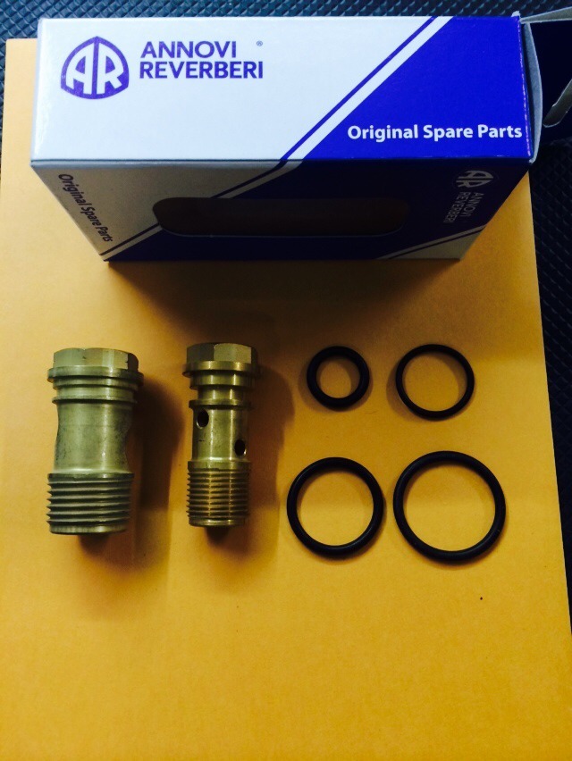 Annovi Reverberi Pump Unloader Kit: VR 3/B Mounting Bolt AR2121