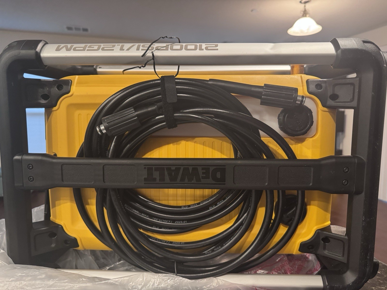 DEWALT DWPW2100 2100 PSI 1.2 GPM Cold Water Corded Washer w/ Spray Gun