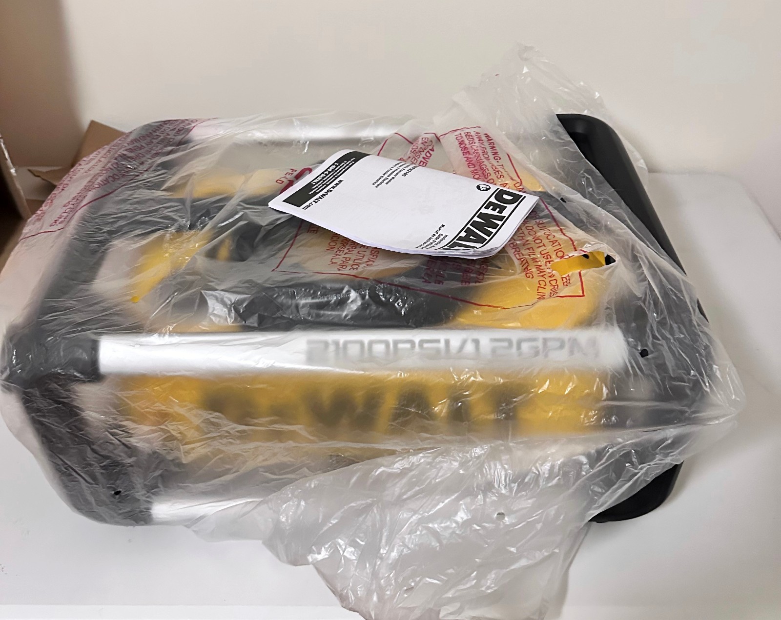 Dewalt 2100 PSI/1.2GPM Pressure Washer