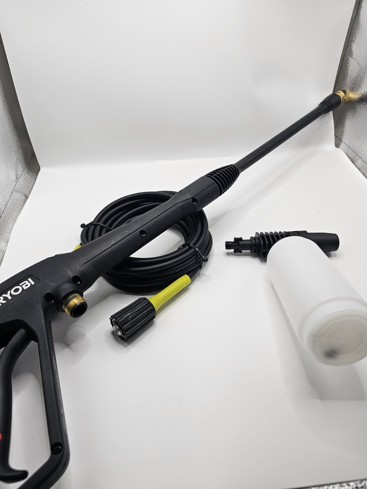 Ryobi 2000 Psi Power Wash Gun Kit + Hose and Foong Foamer Nozzle.