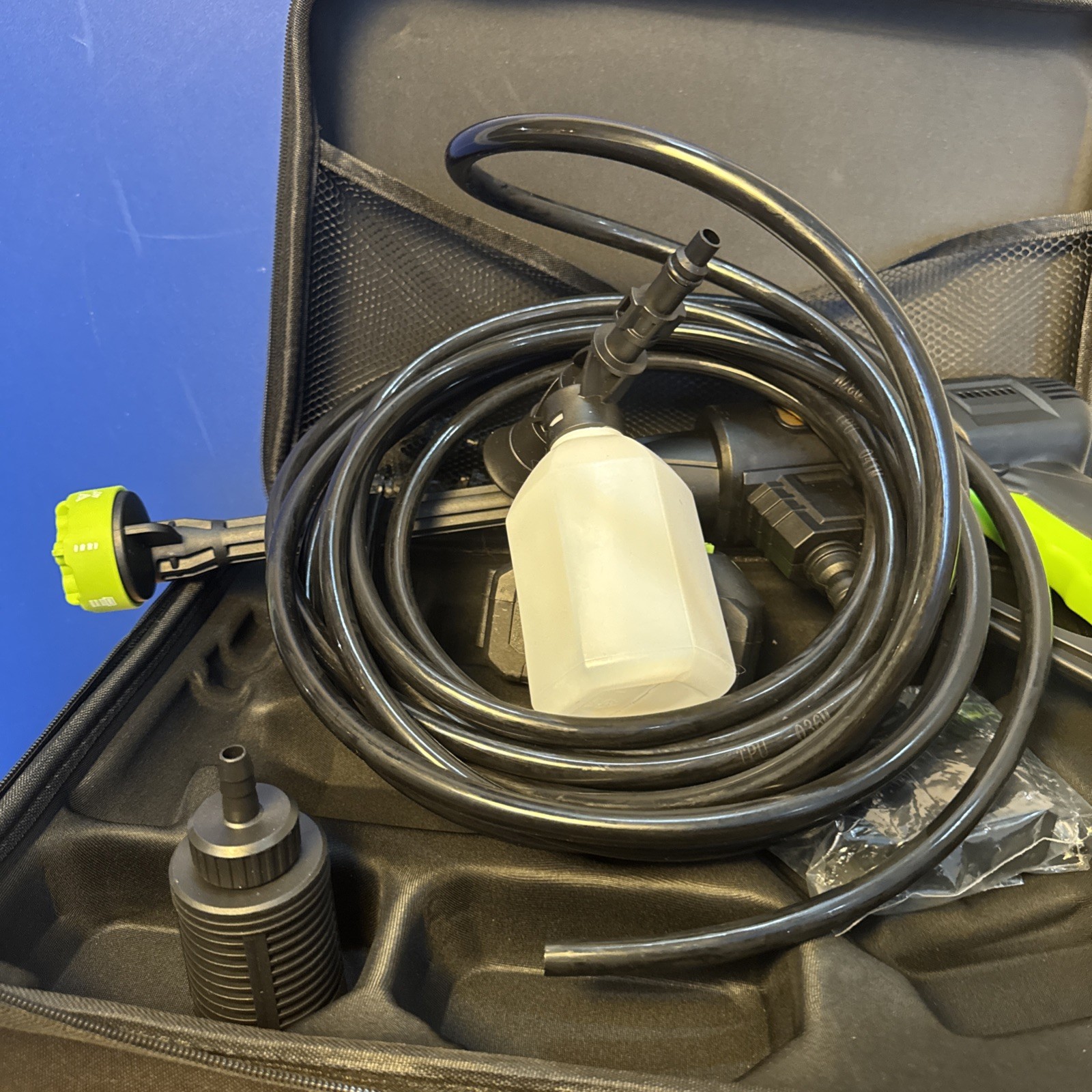 MIMYTH Cordless Compact Pressure Washer Kit Black Green with Hose Spray Gun