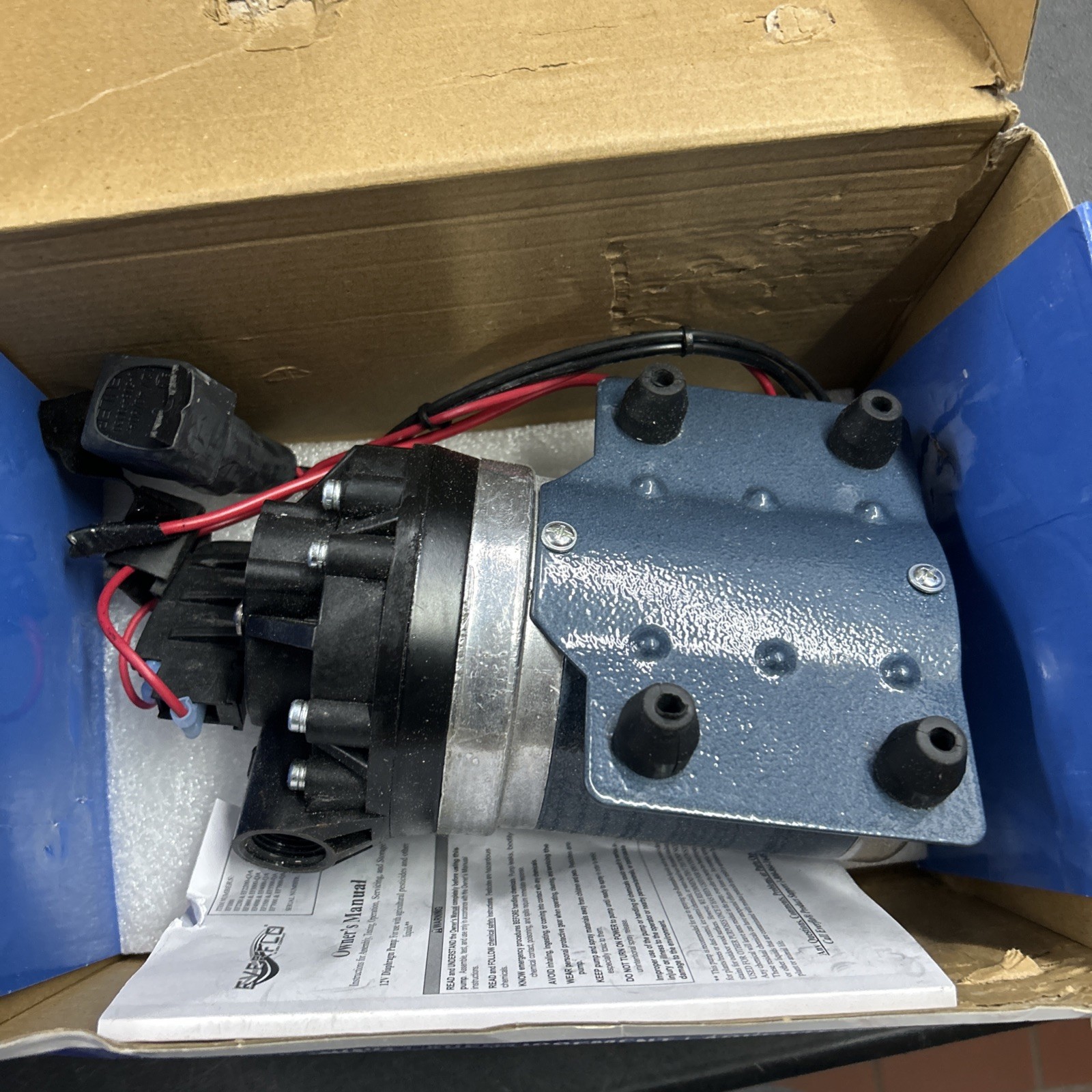 Everflo EF7000-BOX 7.0 GPM 12V Diaphragm Pump-1/2 FNPT Ports, Black