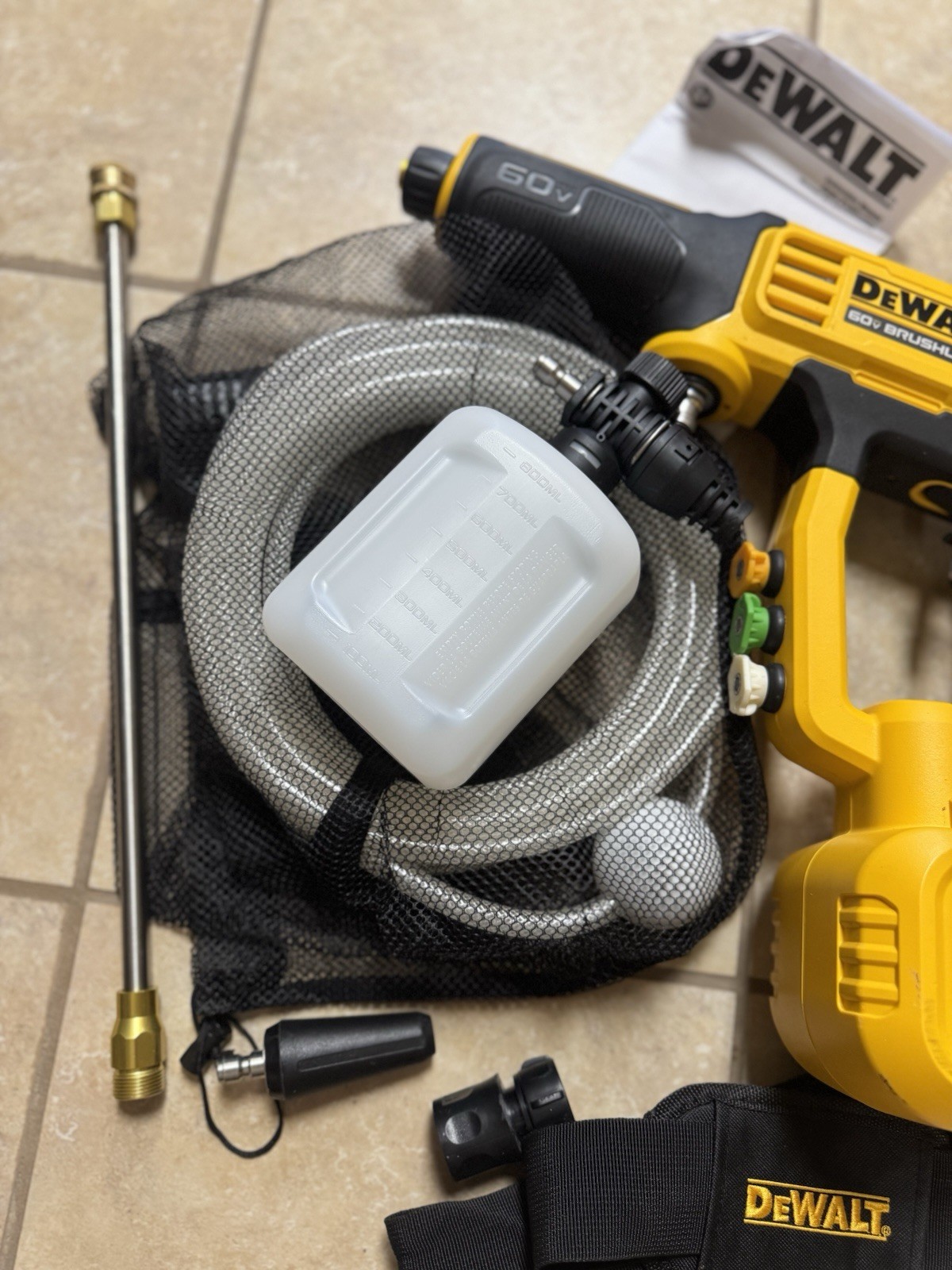 New DeWALT DCPW1000B 60V FLEXVOLT 1000 PSI Cordless Power Cleaner