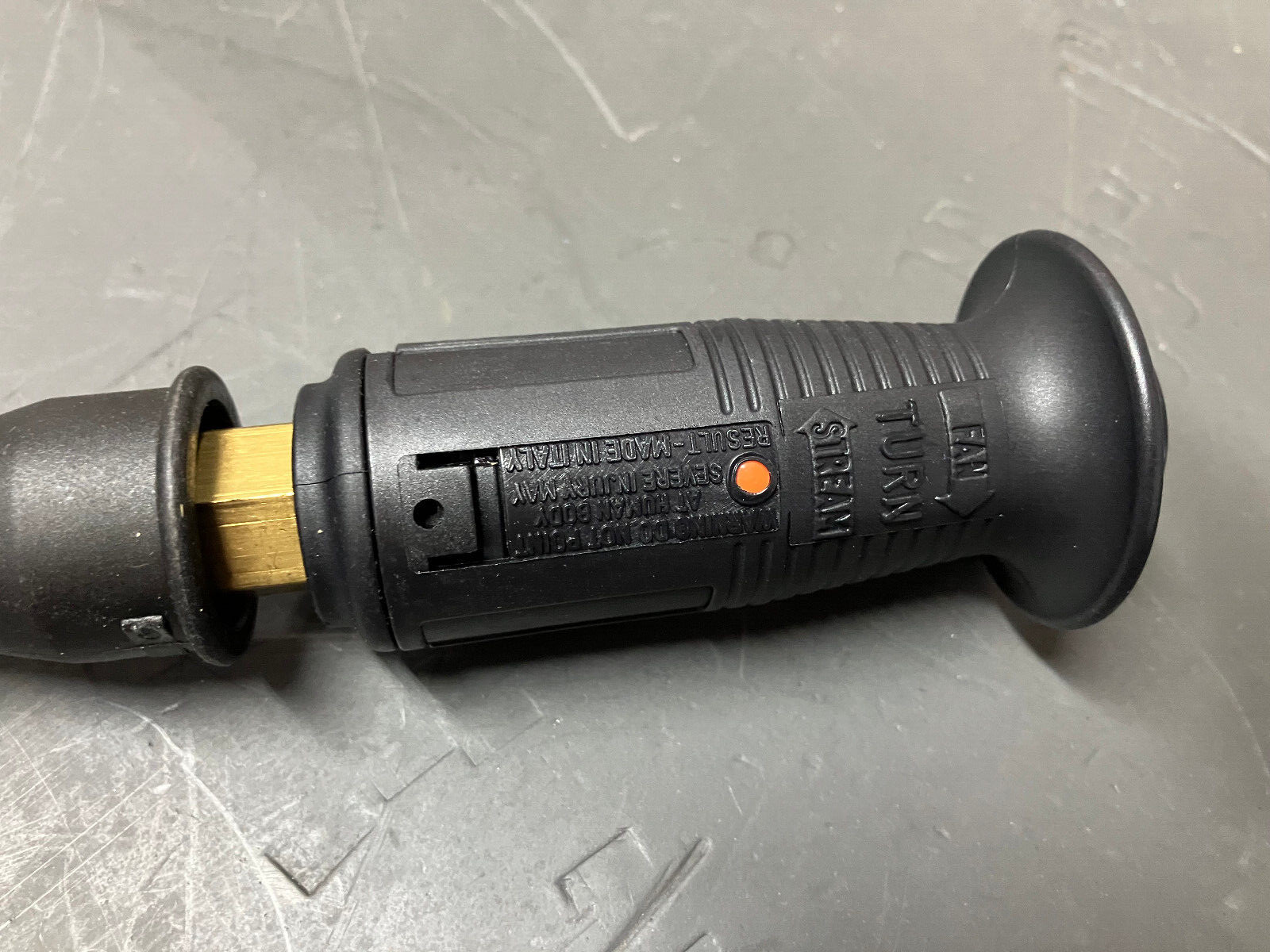 23″ Insulated Pressure Washer Extension -22mm Twist Lock with Vari-Spray Nozzle
