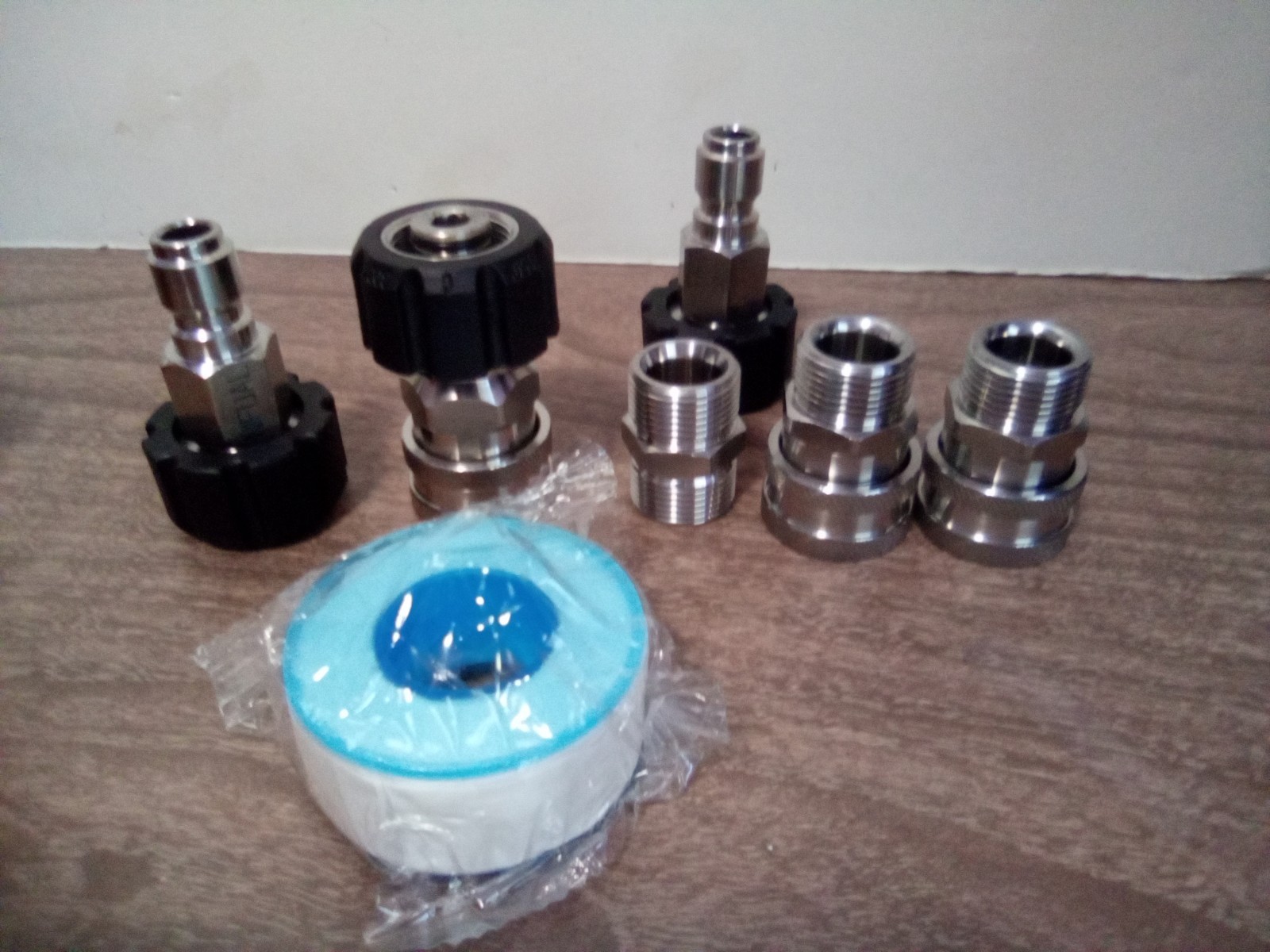 Nifual Pressure Washer Adapter Set M22-14MM 5000 PSI Max Pressure Opened/New