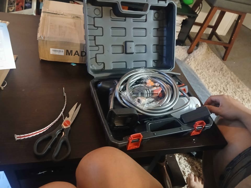 Cordless Portable Pressure Washer Kit – Rechargeable Battery – Carry Case – New