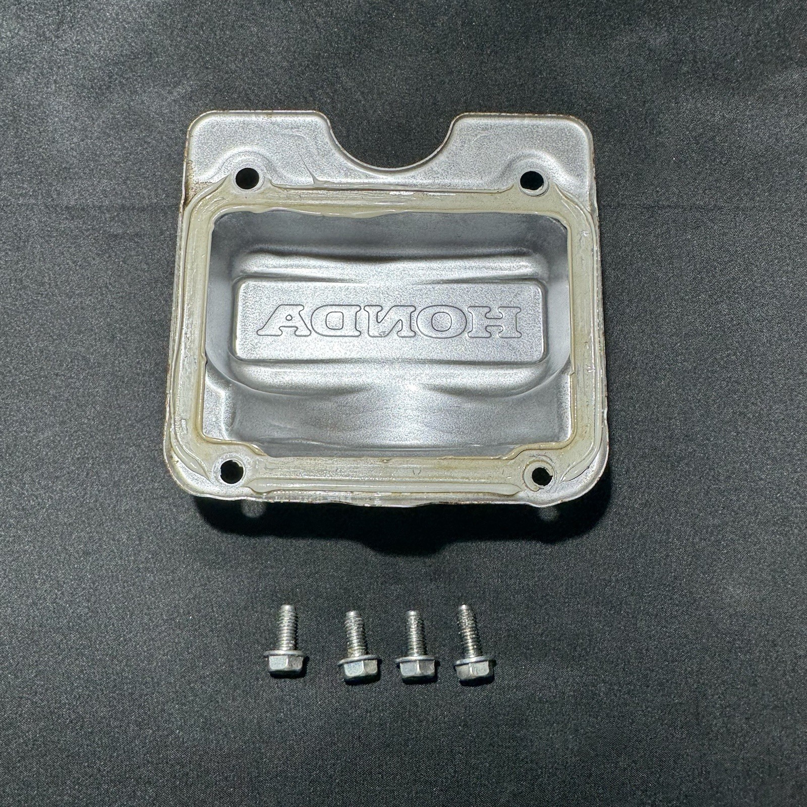 Honda GCV160 GCV 160 Engine Valve Cover Assembly