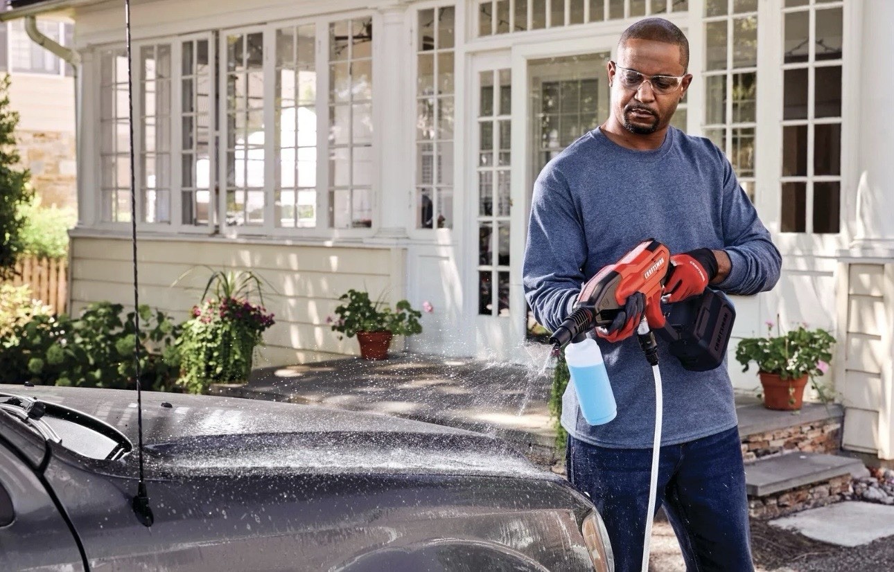 CRAFTSMAN V20* Cordless 350 MAX PSI* Power Cleaner (Tool Only) – CMCPW350B