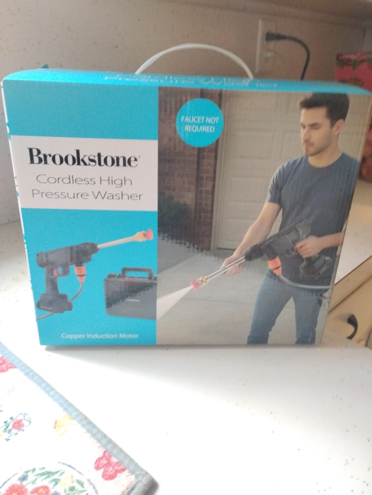 Brookstone Cordless Battery Cold Water Pressure Washer w/ Travel Case, Portable