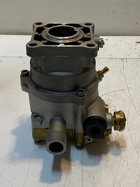 Karcher Pressure Washer Pump 100556 | 35mm Bore 5-3/4″ H 7-1/4″ L 5-1/2″ W