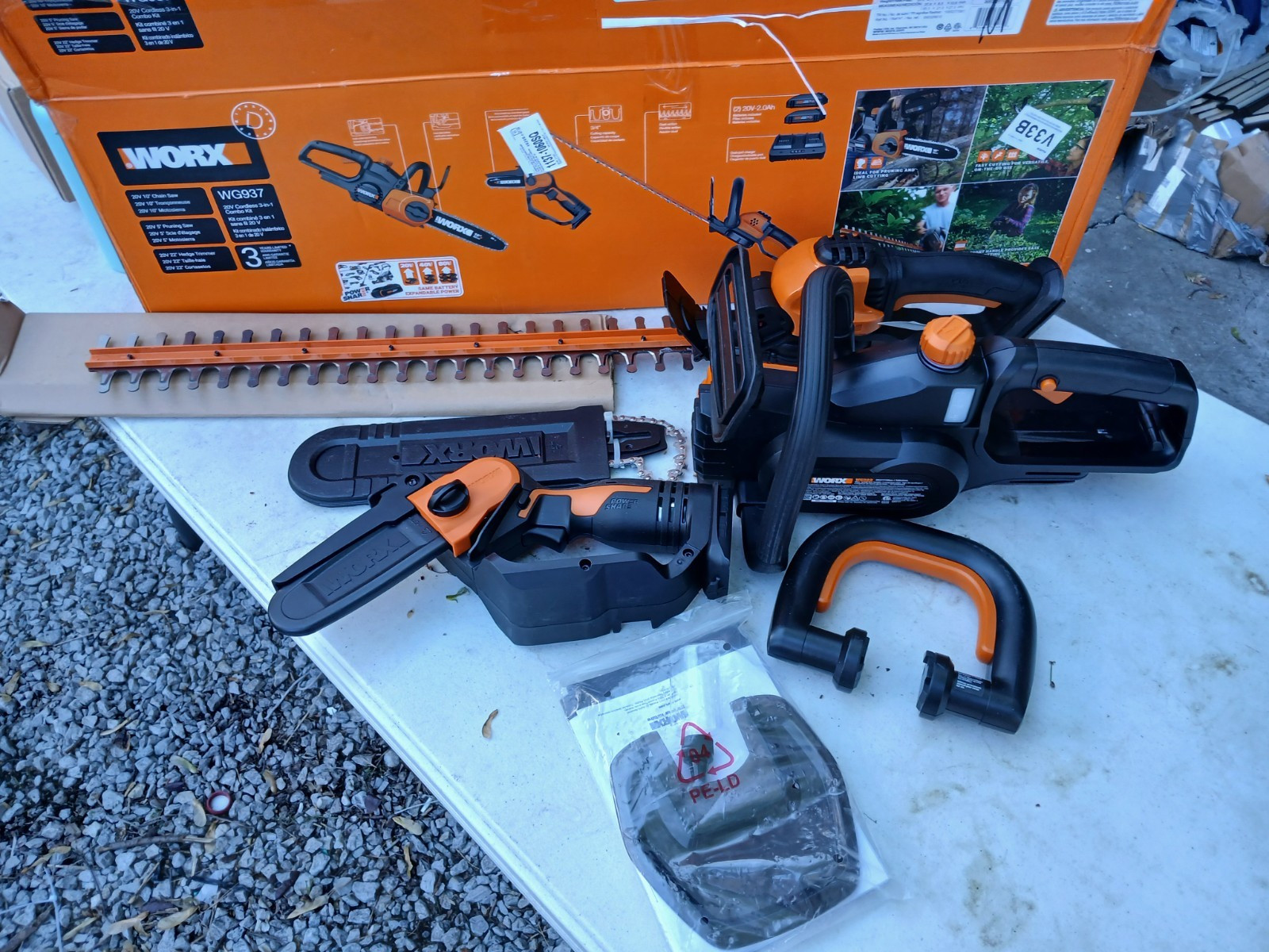 NEW OPEN BOX WORX WG937 20V 3-IN-1 KIT 22″ TRIMMER, 5″ PRUNE SAW 10″ CHAINSAW