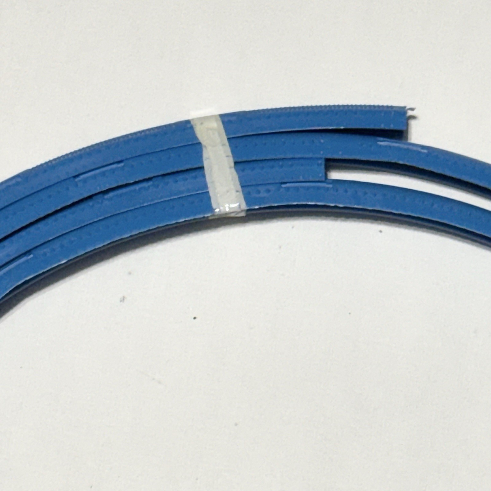AlloyGator Blue Rim Protector for Car Wheels Fits 12-24 Wheel Diameter Listing B