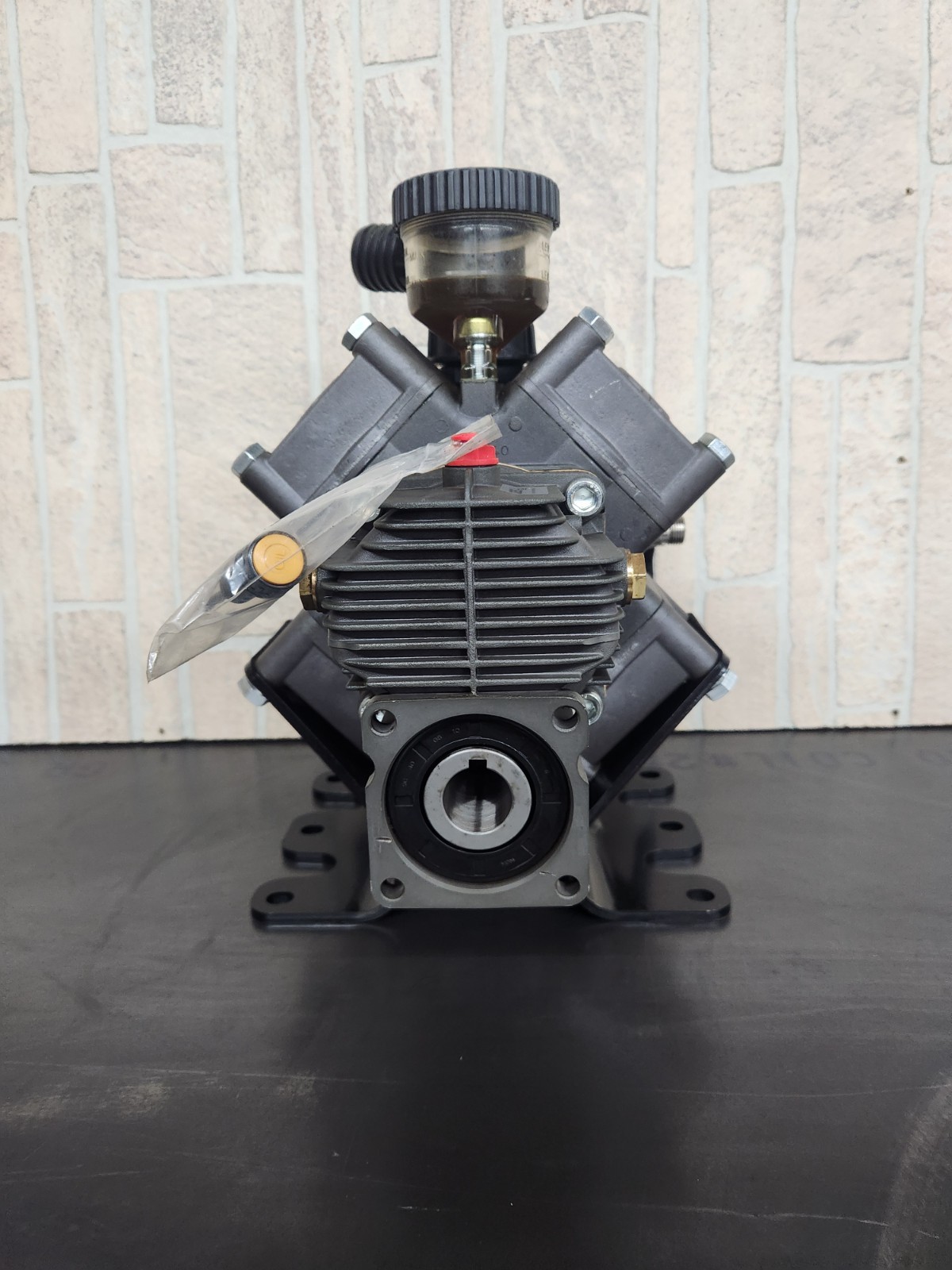Annovi Reverberi AR1064 High Pressure Quad Diaphram Pump & AR1639 Gearbox /Hypro