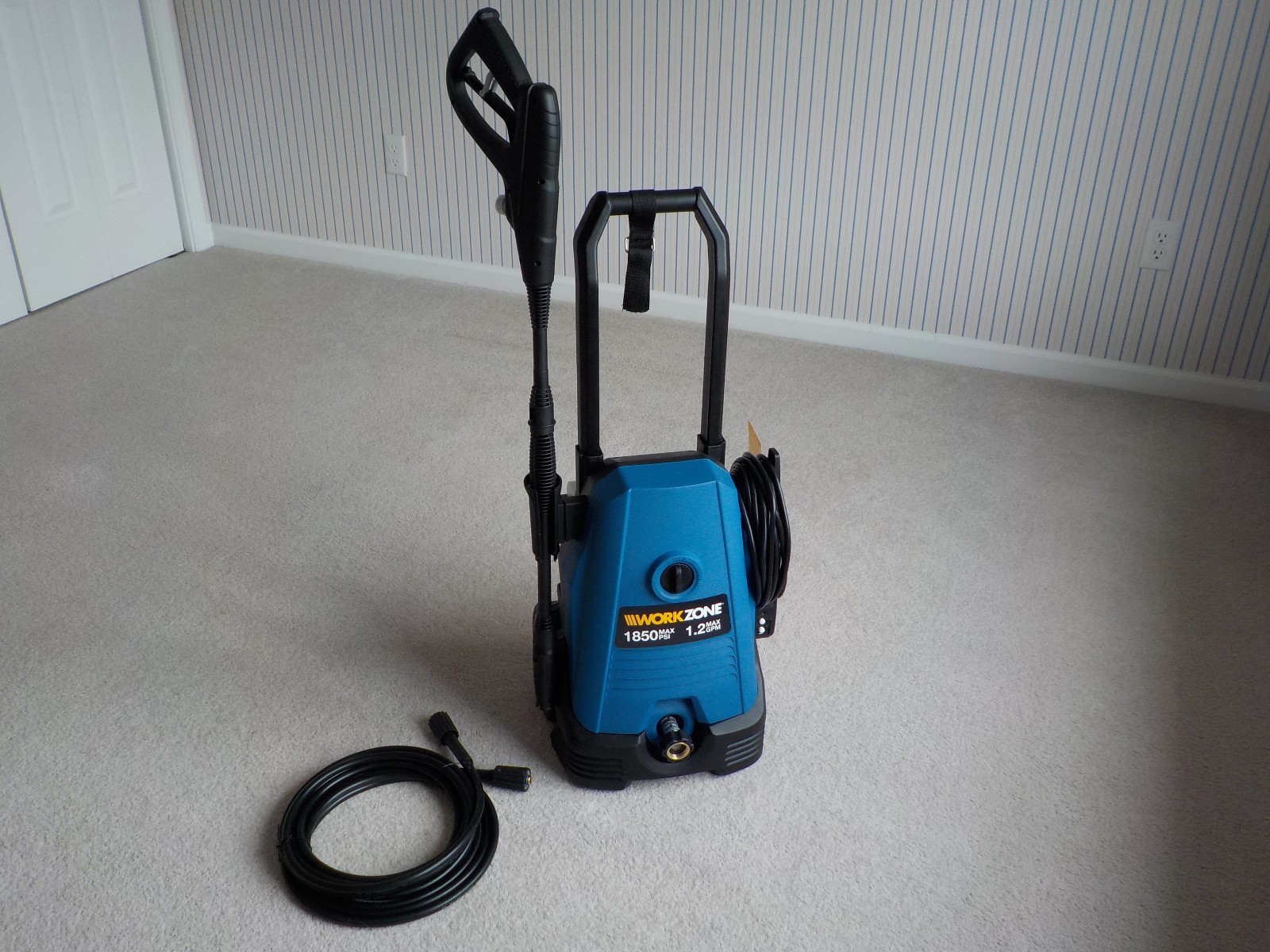 Original WORK ZONE Pressure Washer Model WZ1850 Blue Brand New w/ Box !!!