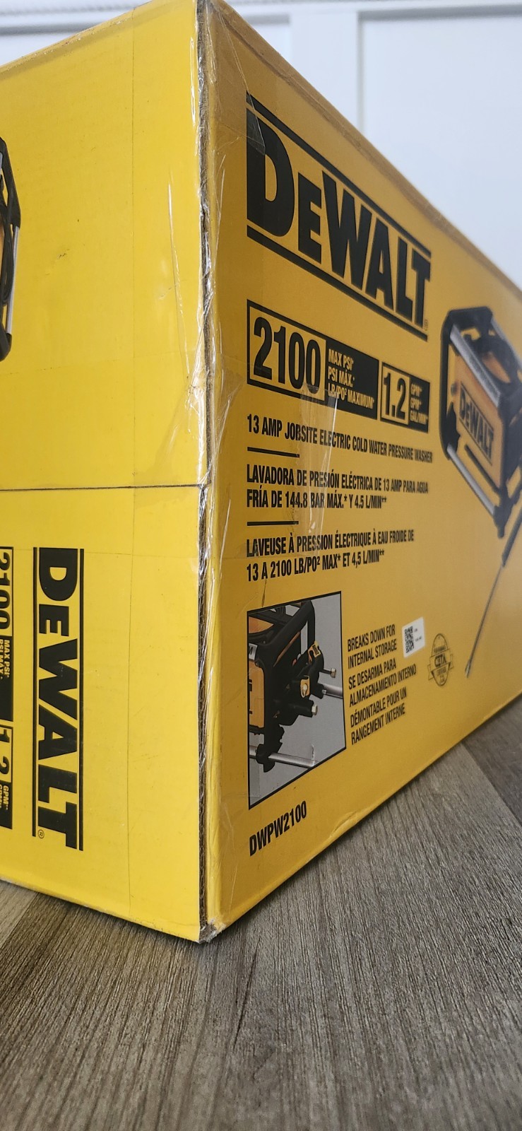 DEWALT 2100 PSI 1.2 GPM 13 AMP COLD WATER ELECTRIC PRESSURE WASHER BRAND NEW!