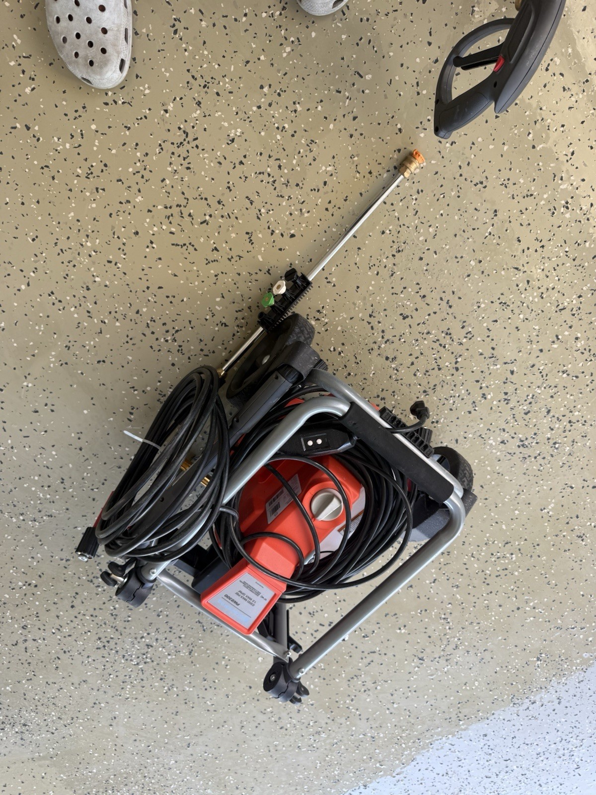 Husqvarna PW2300 Pressure Washer ( For Parts)