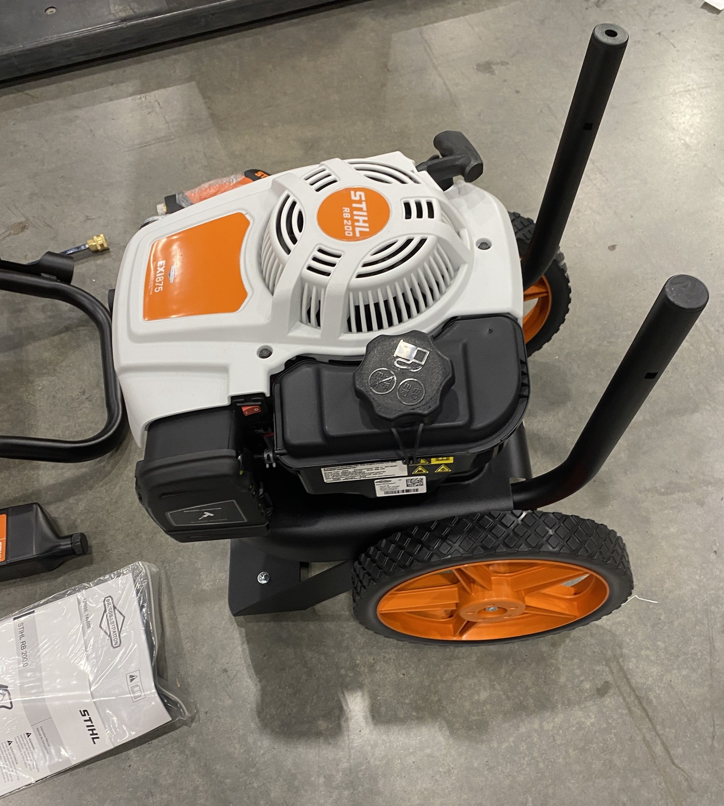 STIHL RB 200 Pressure Washer 2500 psi Gas 2.3 GPM