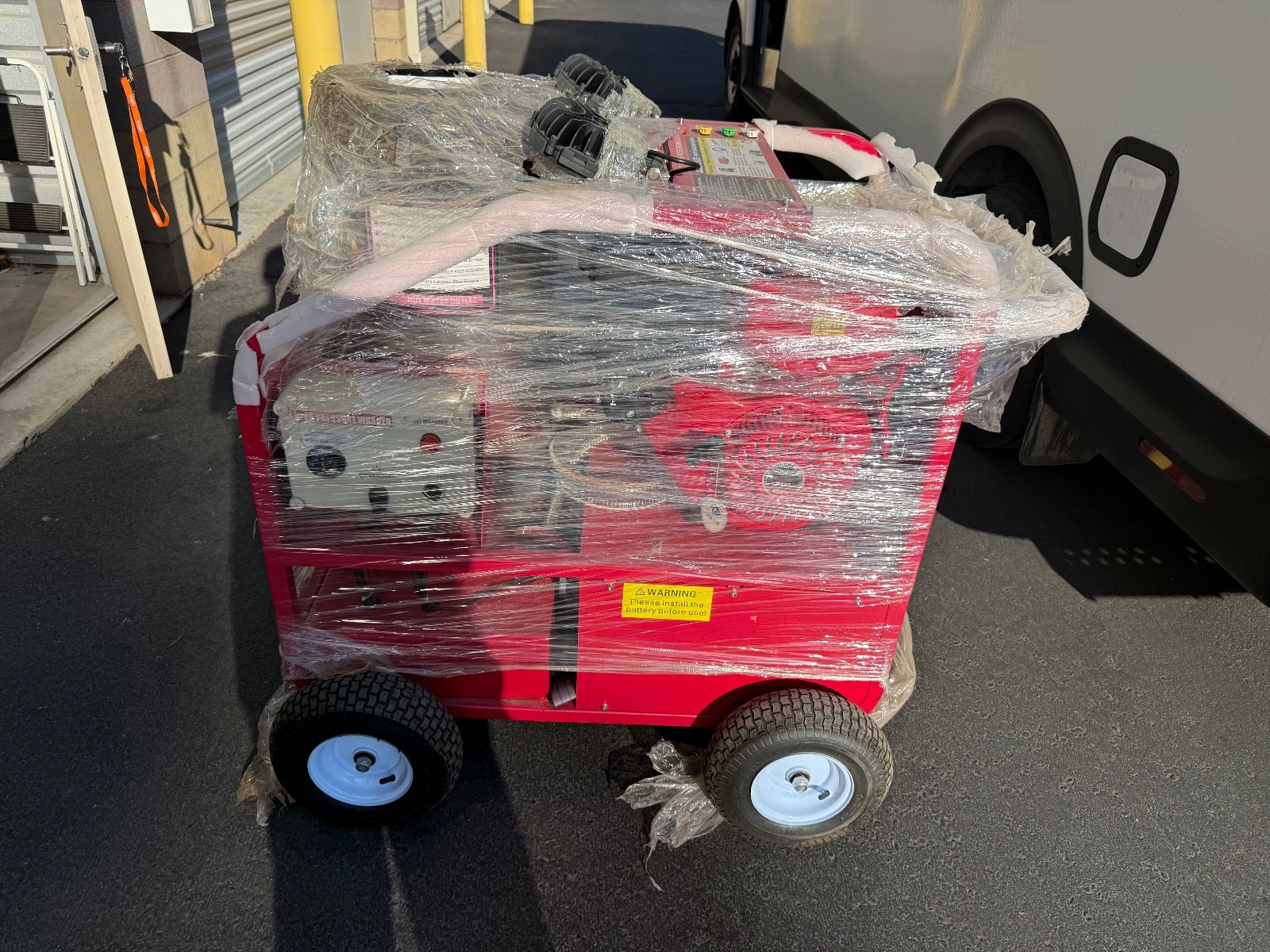 4000 psi industrial Hot water power washer with night lighting