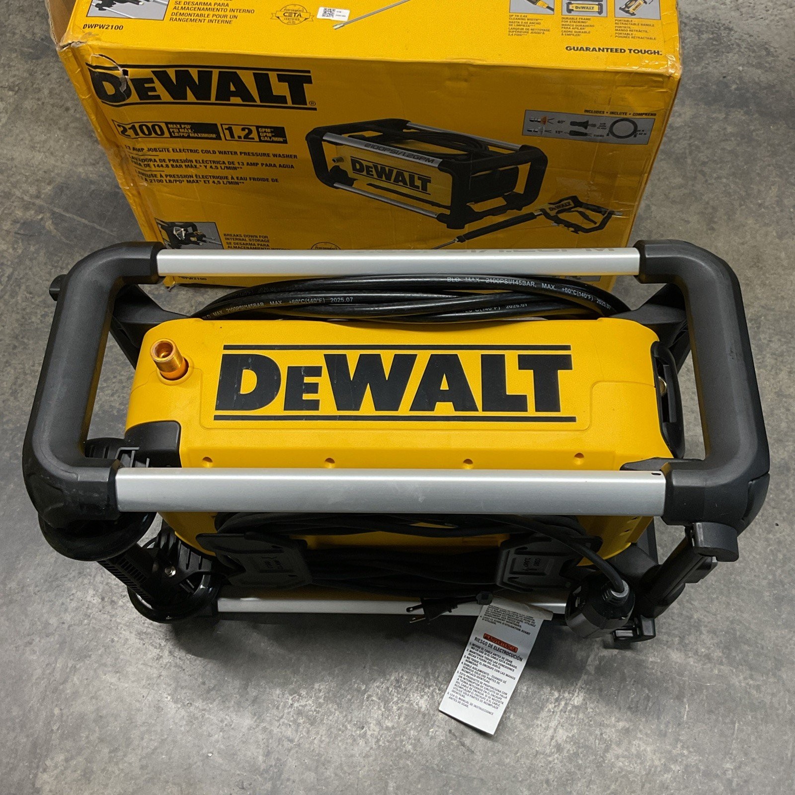 DeWalt DWPW2100 2100 PSI 1.2 GPM Electric Cold Water Pressure Washer