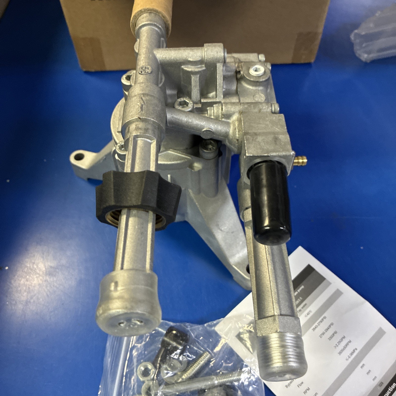 AgiiMan 7/8″ Shaft Vertical Pressure Washer Pump Head, Max 3300PSI Replacemen…