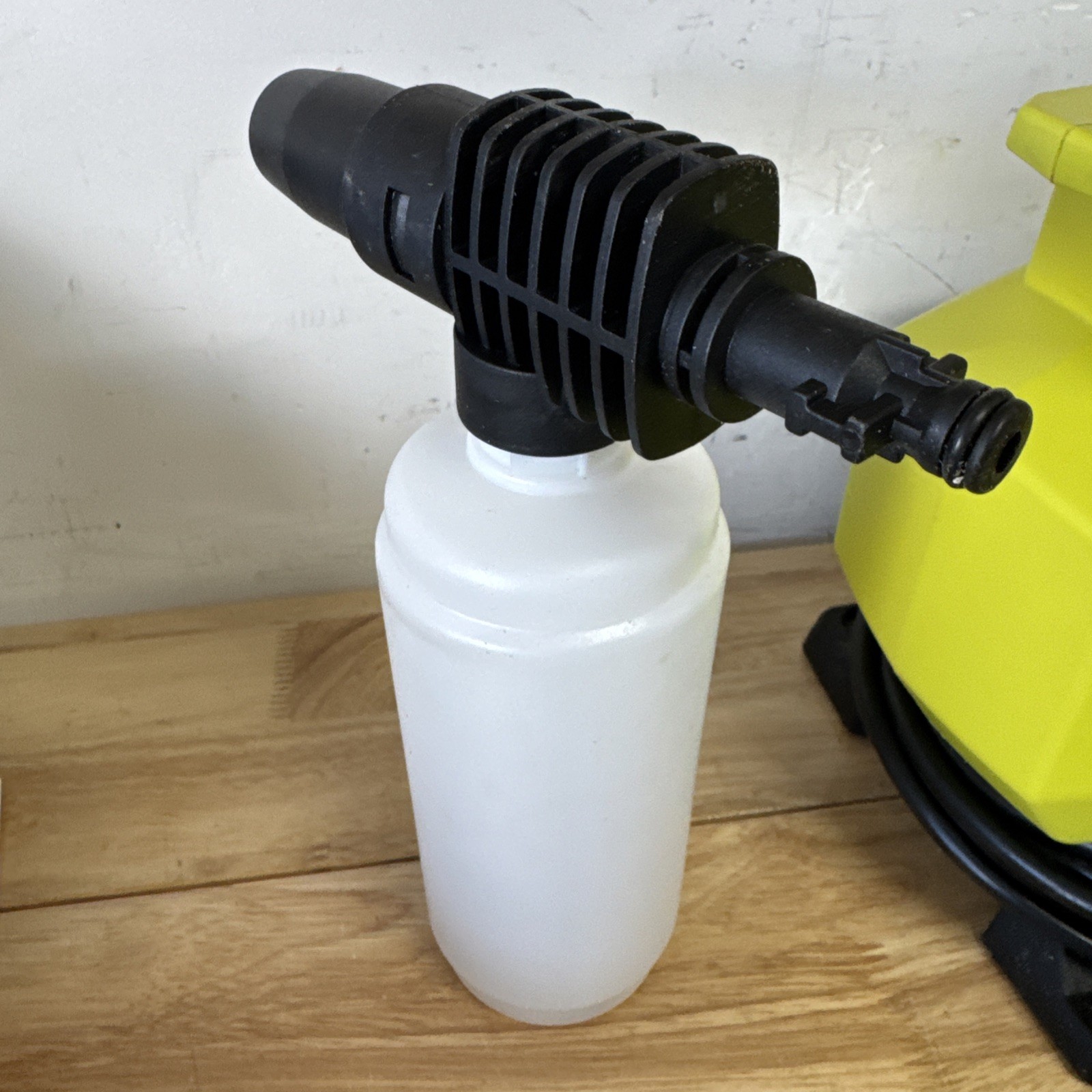 RYOBI 1800 PSI 1.2 GPM Electric Pressure Washer Portable Outdoor Cleaner