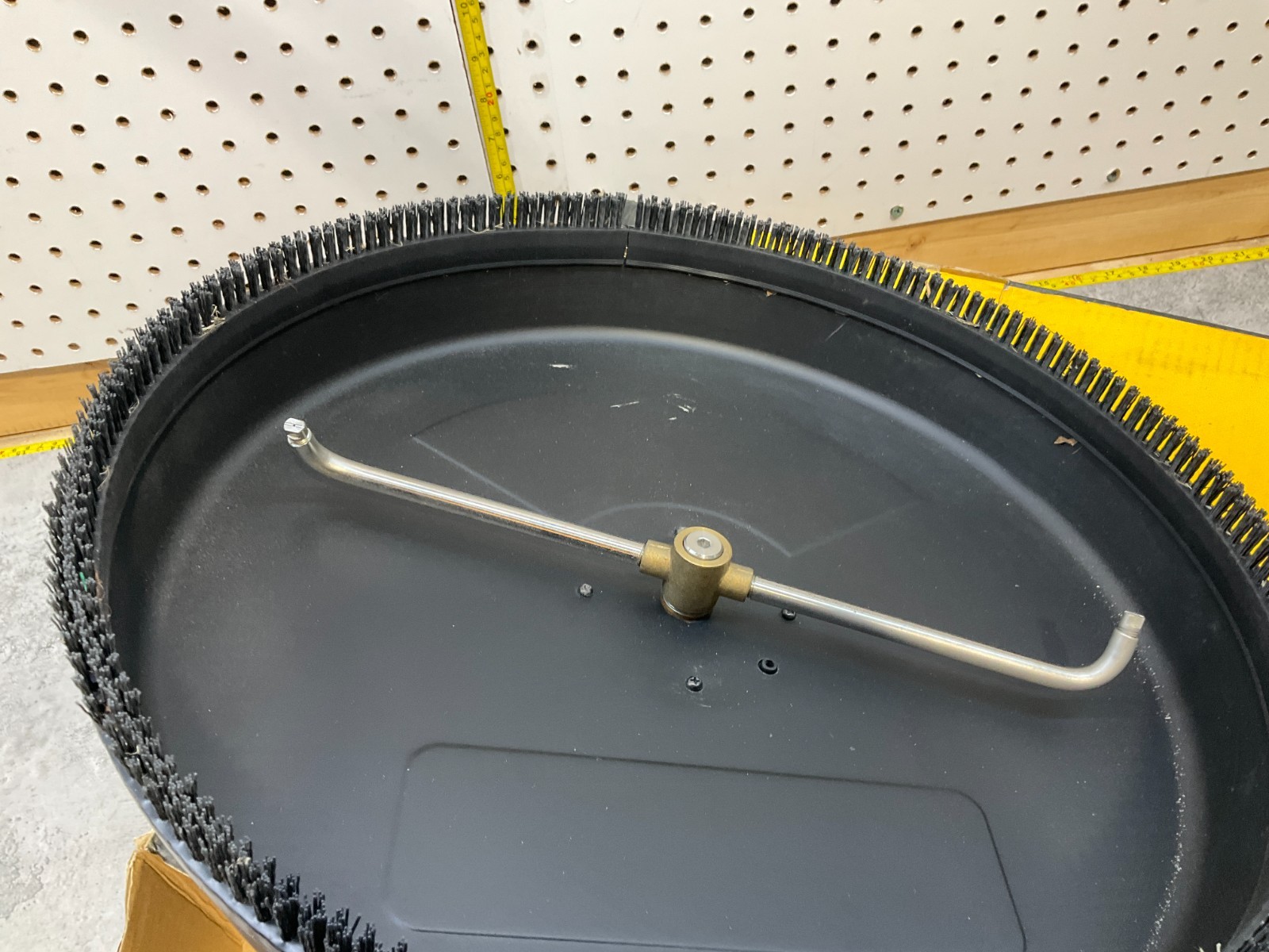 DEWALT DXPW37SC 18″ 3700 PSI Surface Cleaner with Quick Connect Plug – 33DH