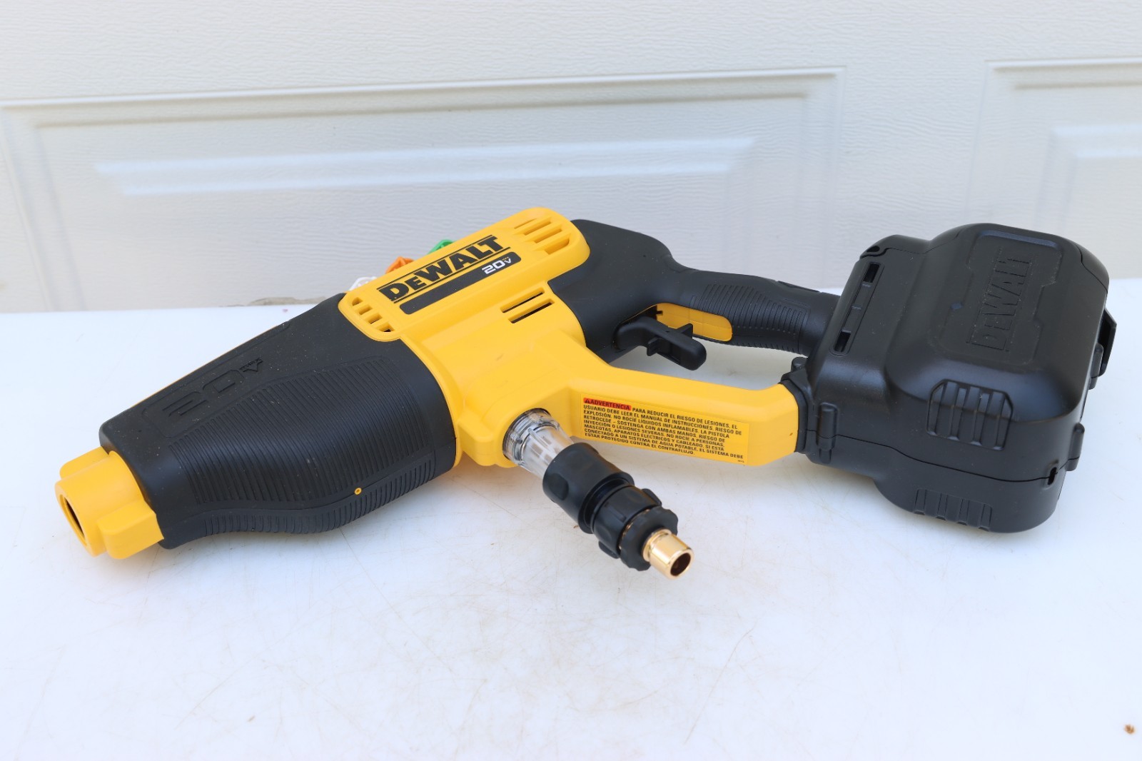 DEWALT 20V MAX 550 PSI 1.0 GPM Cold Water Battery Power Cleaner, Missing Turbo