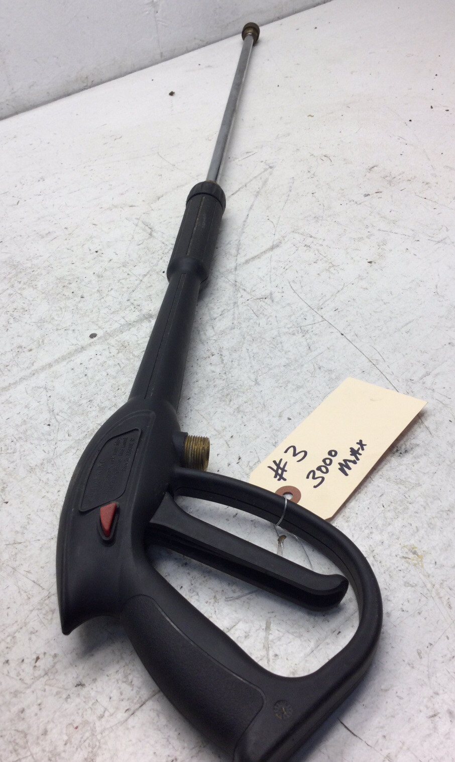 Wand &Gun 3000 psi max no tips used