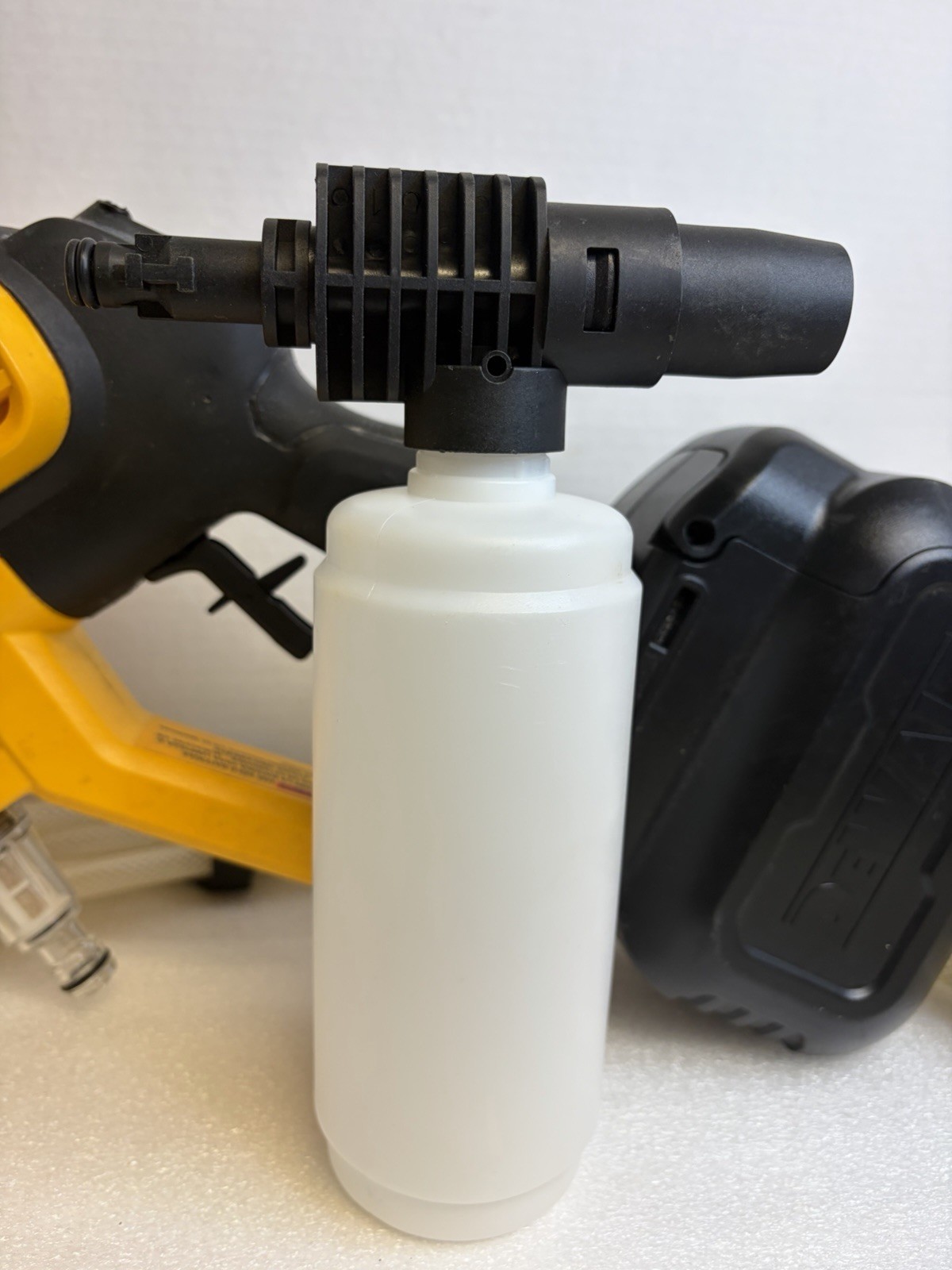 DEWALT 20V Max Cold Water Cordless Battery Power Cleaner. No Battery Or Wand.
