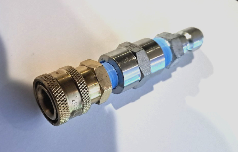 3/8 Quick Connect Plug To 1/4 Quick Connect (Pressure Washer Coupler Converter)
