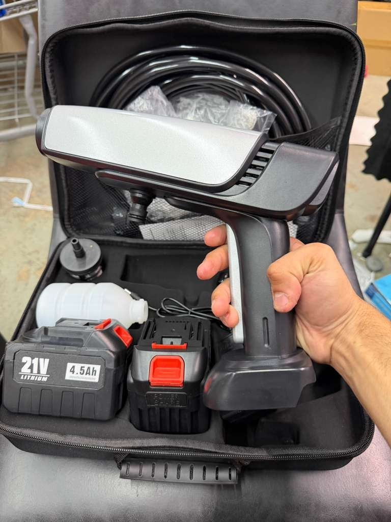 Cordless Bucket-Fed Pressure Washer Powered by 2×21V 4.0Ah Battery 1350 PSI with