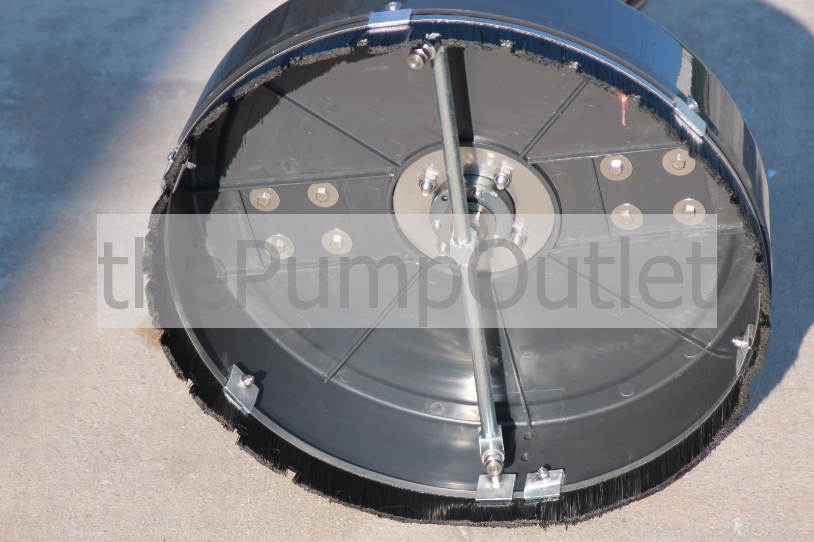 General Pump 18″ Hammerhead Surface Cleaner with Greasable Swivel