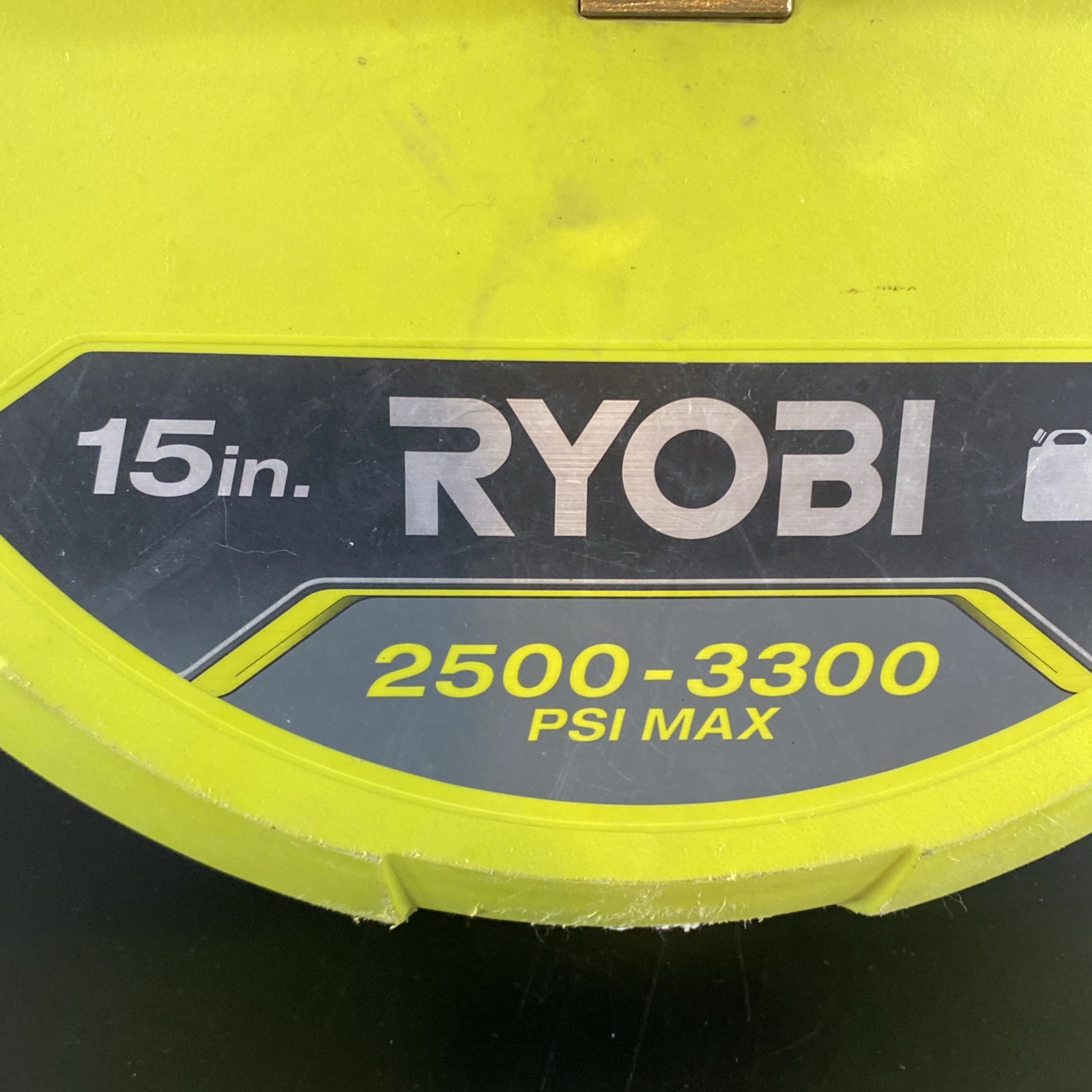 Ryobi RY31SC01 15 in. 2500 – 3300 PSI Surface Cleaner For Gas Pressure Washer