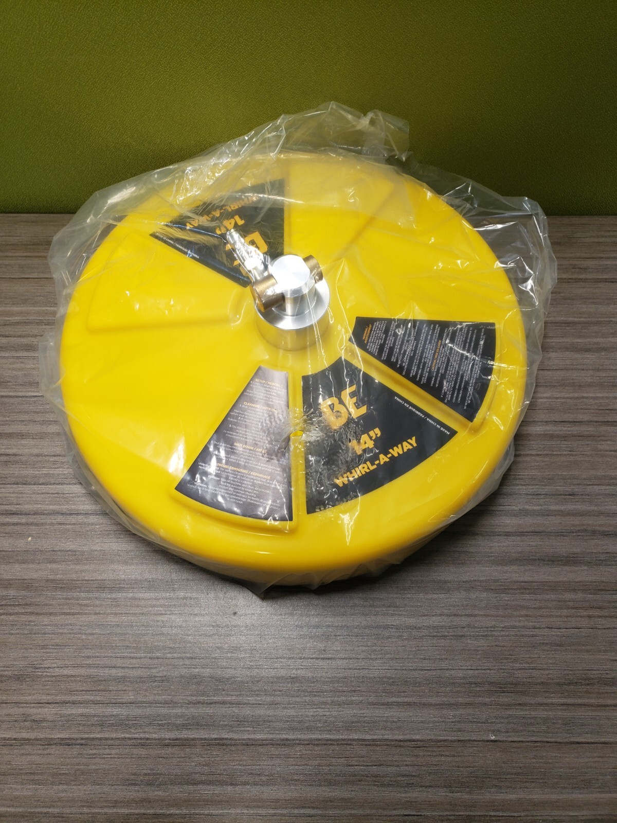 BE PRESSURE 85.403.014 14″ Whirl-A-Way Flat Surface Cleaner Yellow