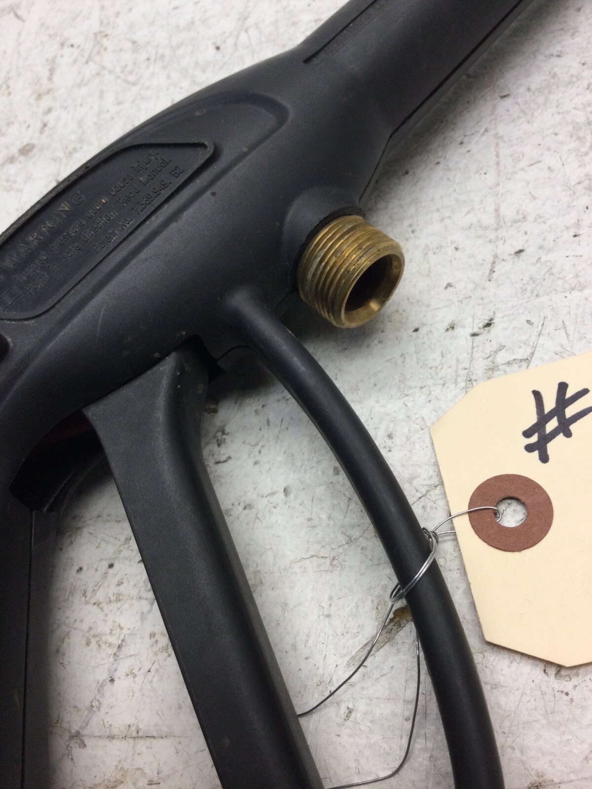 Wand &Gun 3000 psi max no tips used