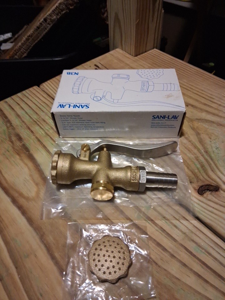 SANI-LAV N3B Hog Wash Nozzle, 200 PSI Max,Brass,3/4″ 46CF54