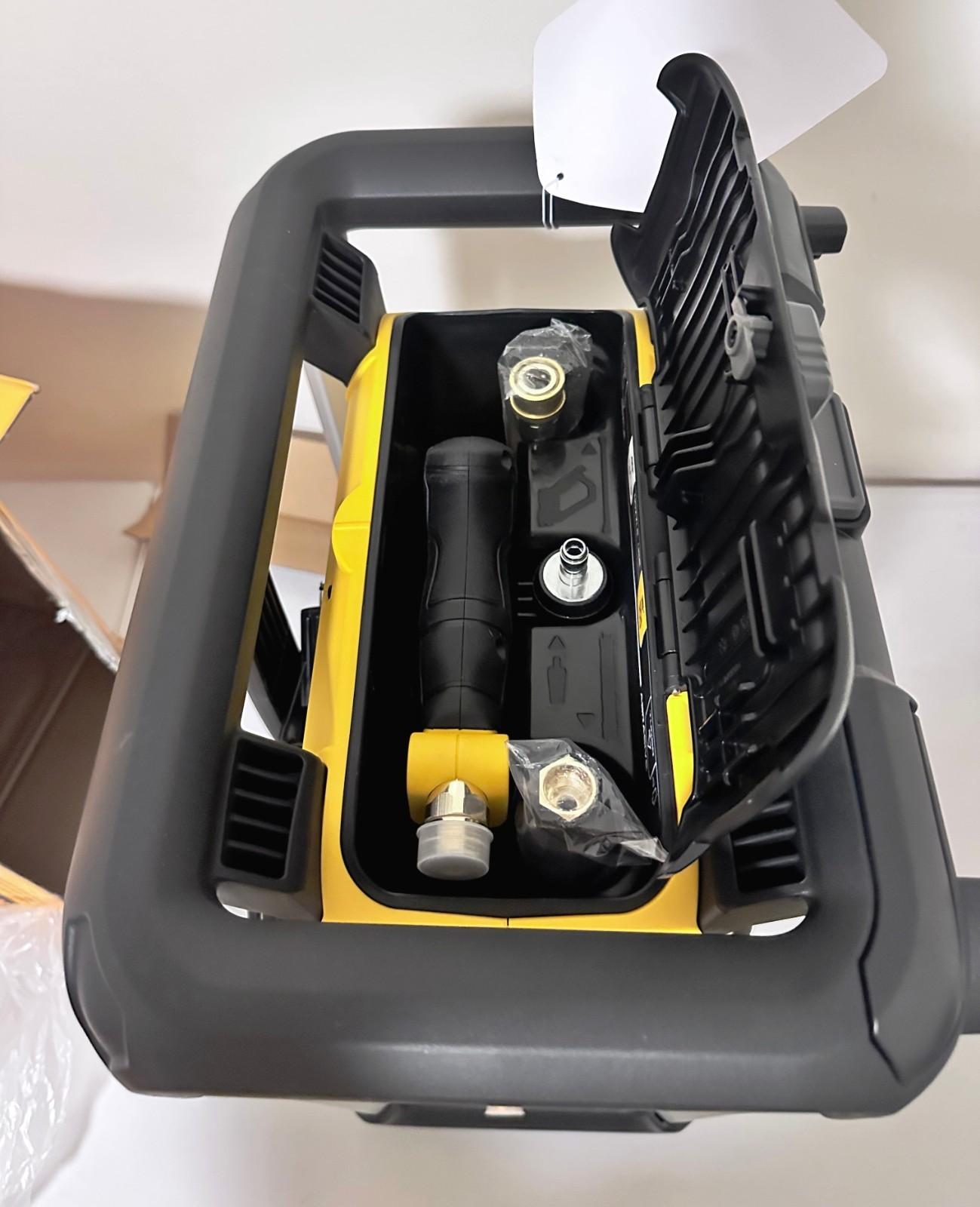 Dewalt 2100 PSI/1.2GPM Pressure Washer