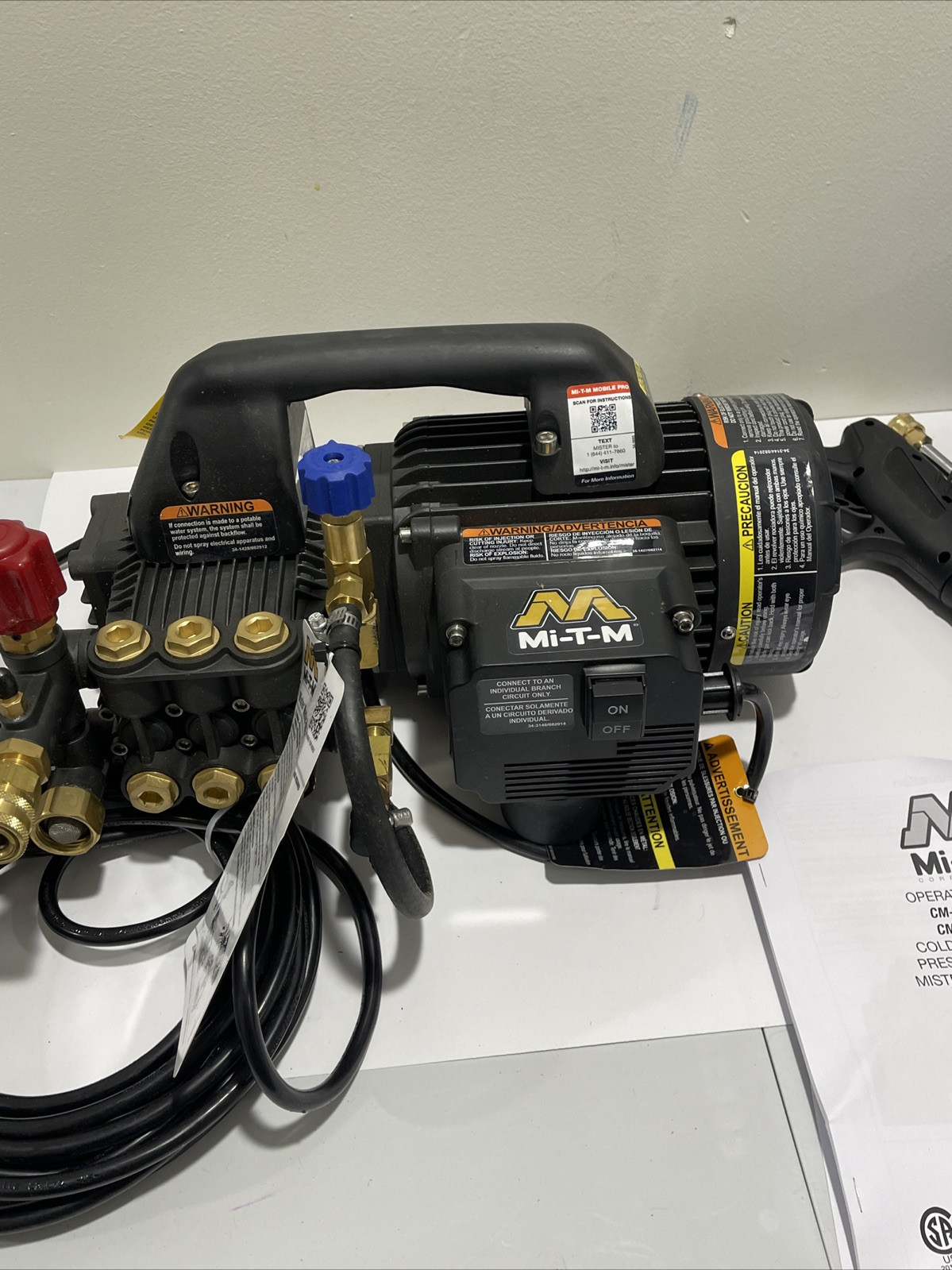 MI-T-M CM-1400-1MEH-M Pressure Washer,1400 PSI, 1.5 HP, 120 V 56JJ09 **READ**