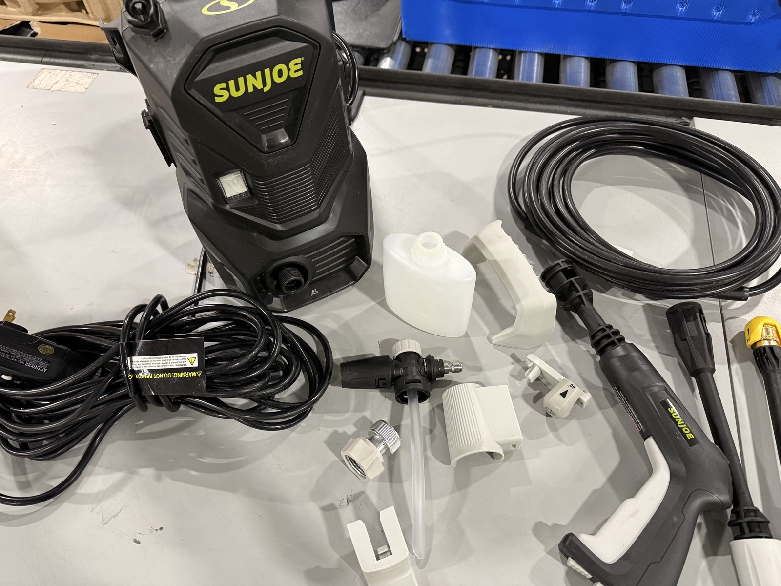 SUN JOE SPX15000-Q 1500 PSI PRESSURE WASHER 13-AMP FOAM CANNON – Scratch & Dent
