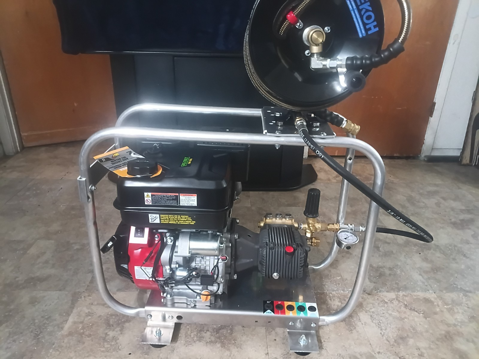 Pressure Washer – Brand New Commercial 4,000 PSI