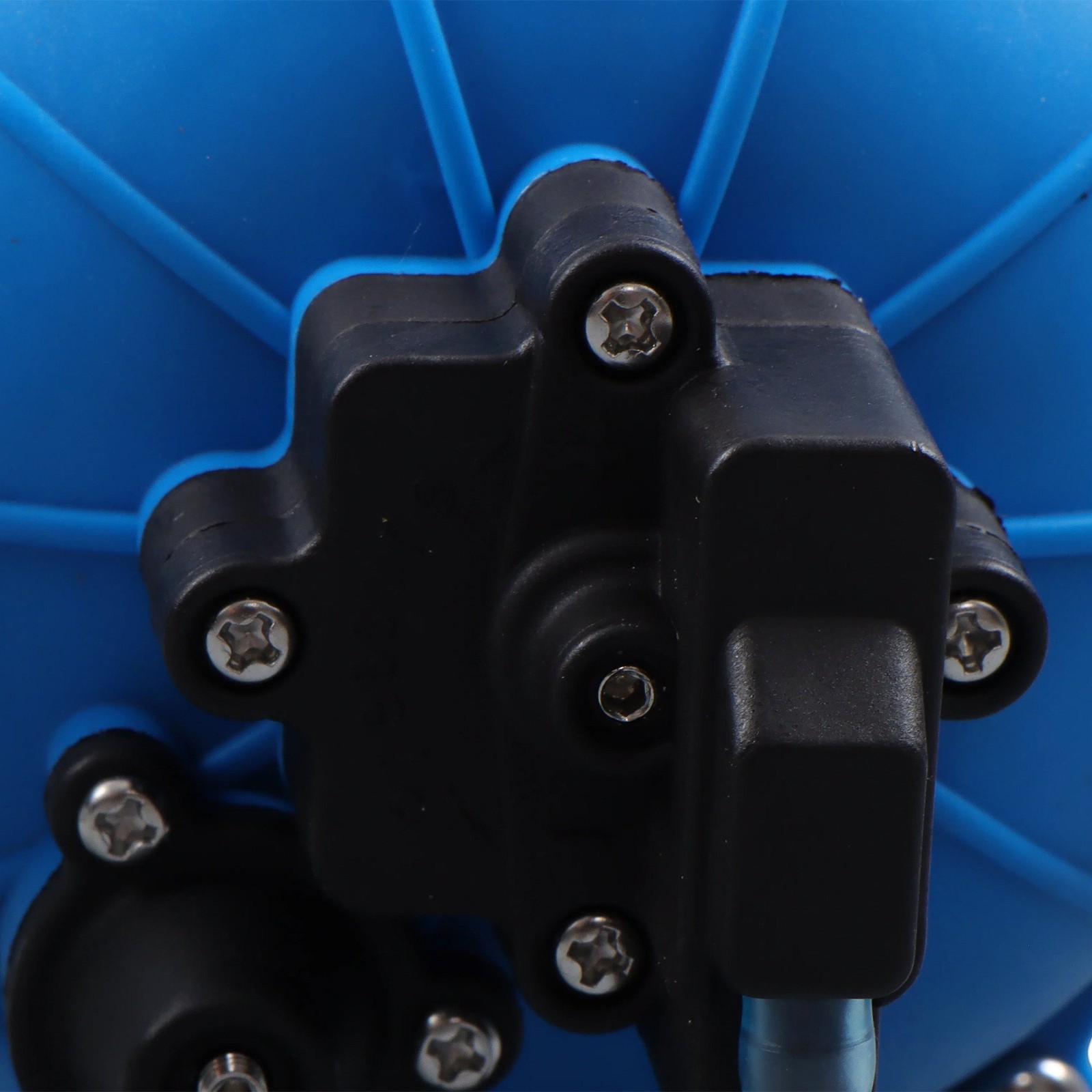80 PSI 6GPM Diaphragm Water Pump 5-chamber Self Priming Pressure Booster Pump